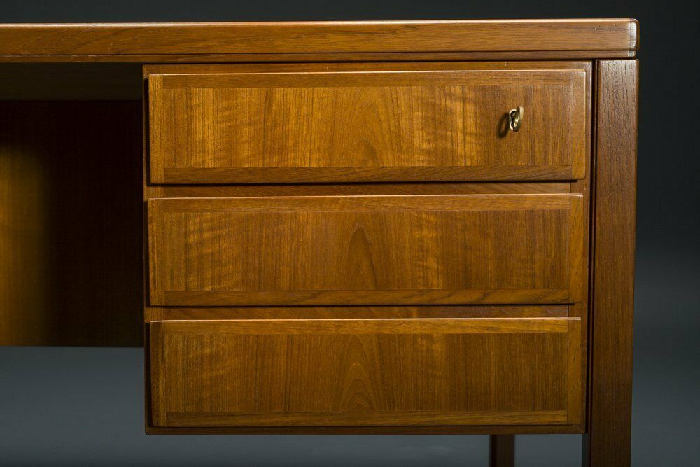 Furniture Vintage 77 Executive Desk By Gunni Omann For Omann Jun, 1960s photo
