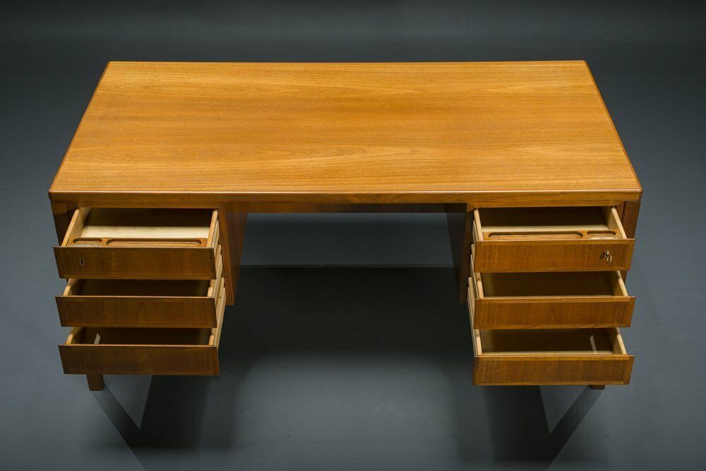 photo buy Vintage 77 Executive Desk By Gunni Omann For Omann Jun, 1960s