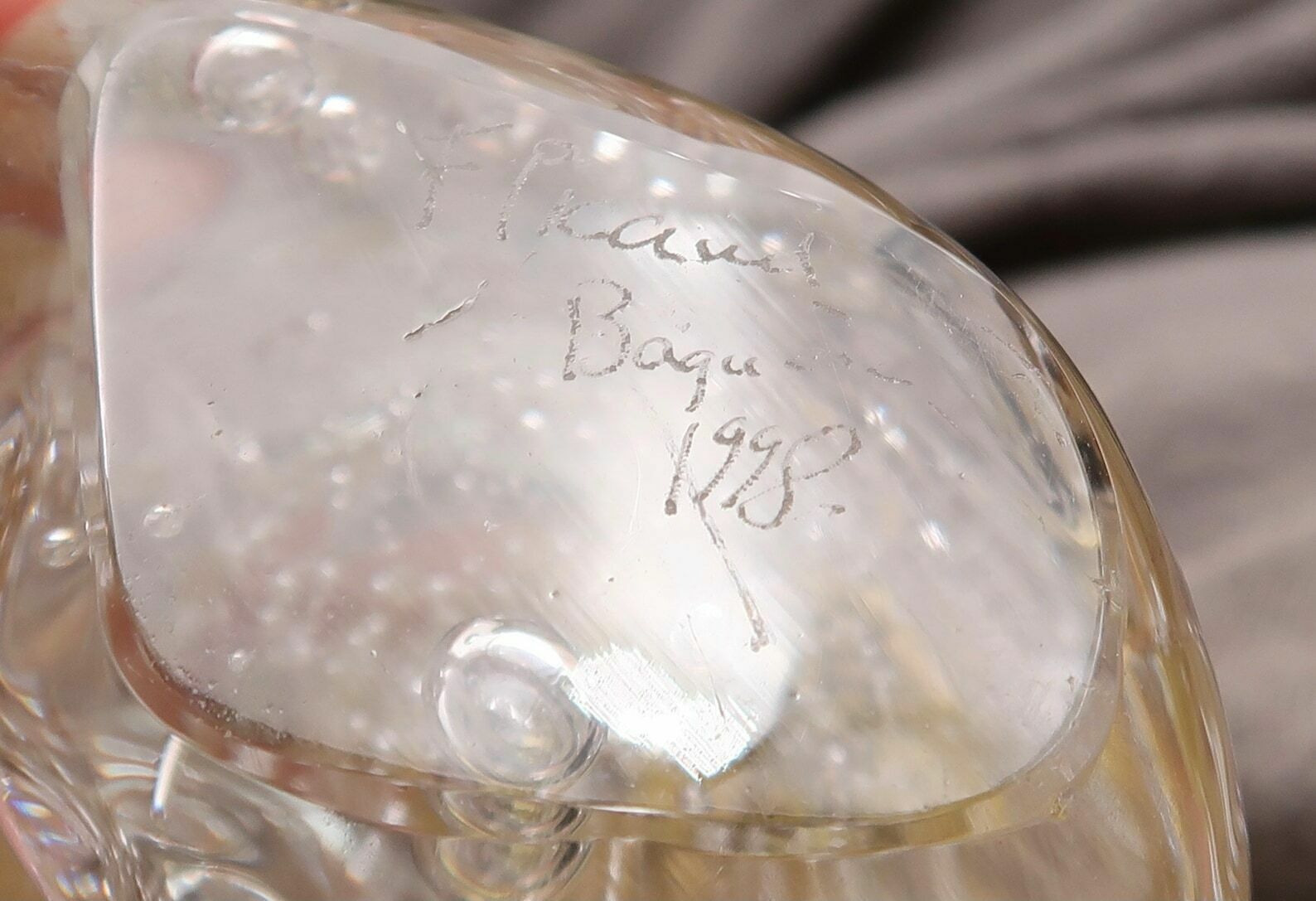 Flacon de parfum en verre d'artiste français par Fabienne Picaud, années 1990 / feuilles d'or, art, salle de bain photo buy