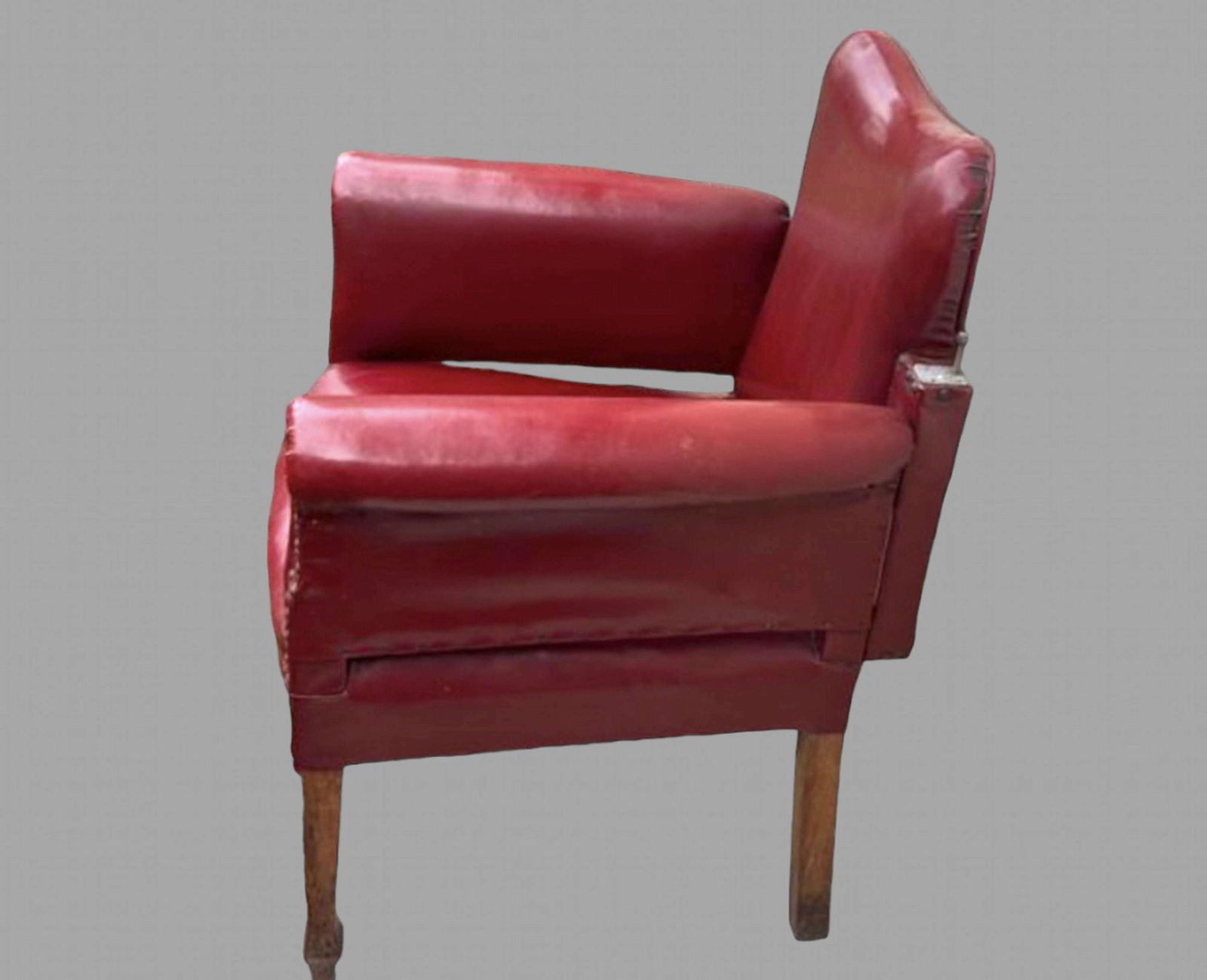 A Fabulous 1930's Barber's Chair photo furniture