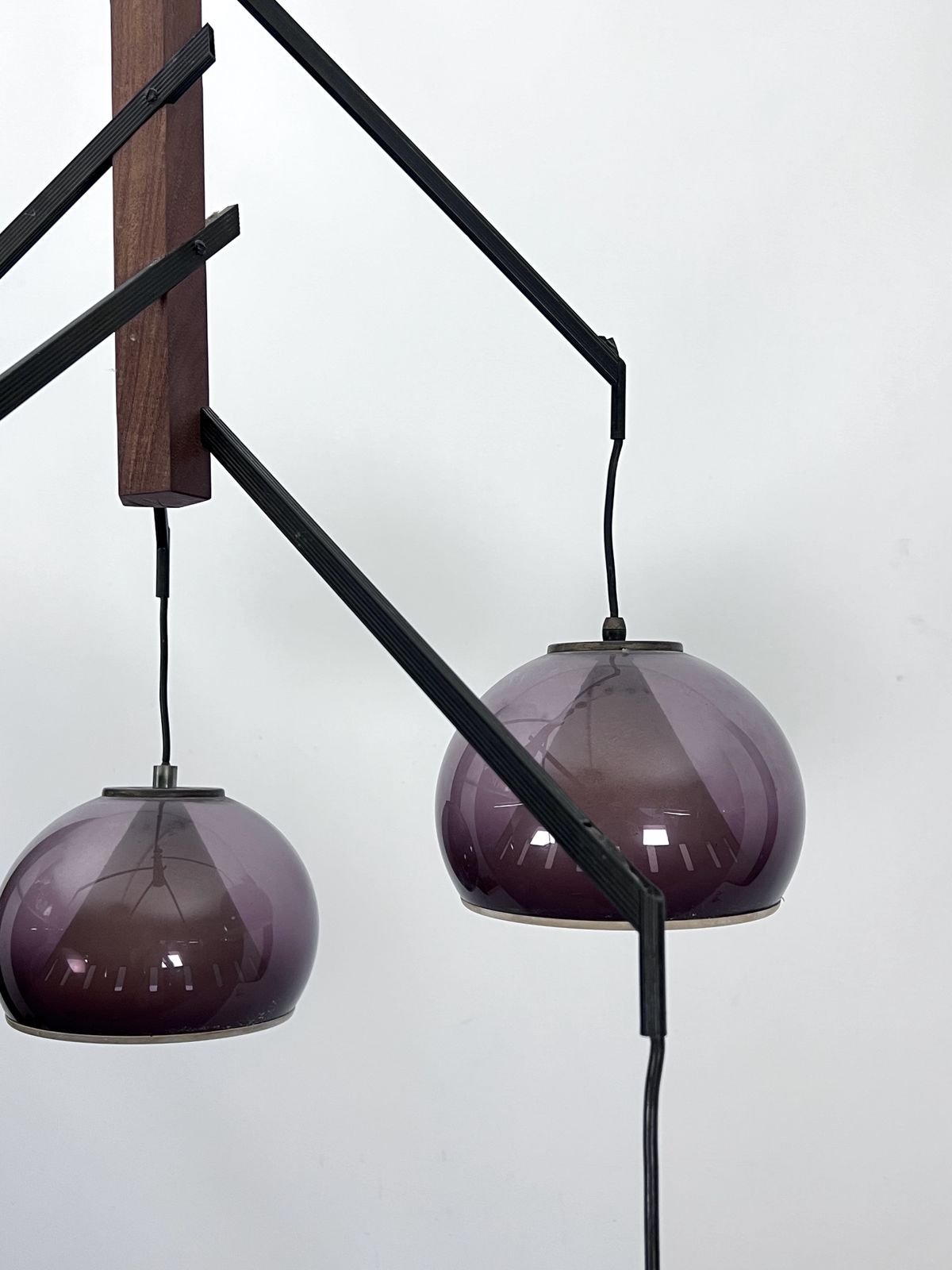 Rare Large Vintage Brass And Plexiglass Chandelier By Lampter Milano, Italy 1950s photo vinterior