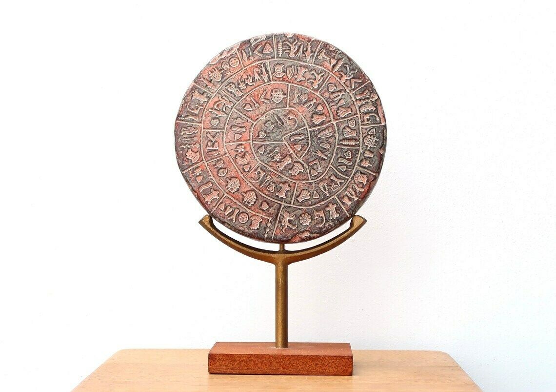 Sculpture grecque en plâtre, disque de Phaistos, années 1970, Vintage, Statue, Boho Chic, Folk, Bohemian, Esoteric Mystic