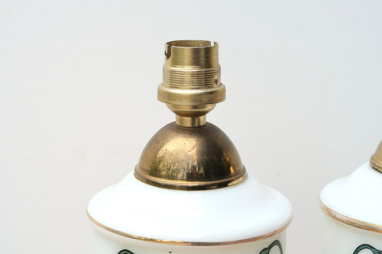 Paire de lampes de table, bocaux en verre de pharmacie, abat-jour en raphia, années 1960 / Herbarium, Flower, Cottage, verre blanc laiteux, Minimalist photo Luminaires