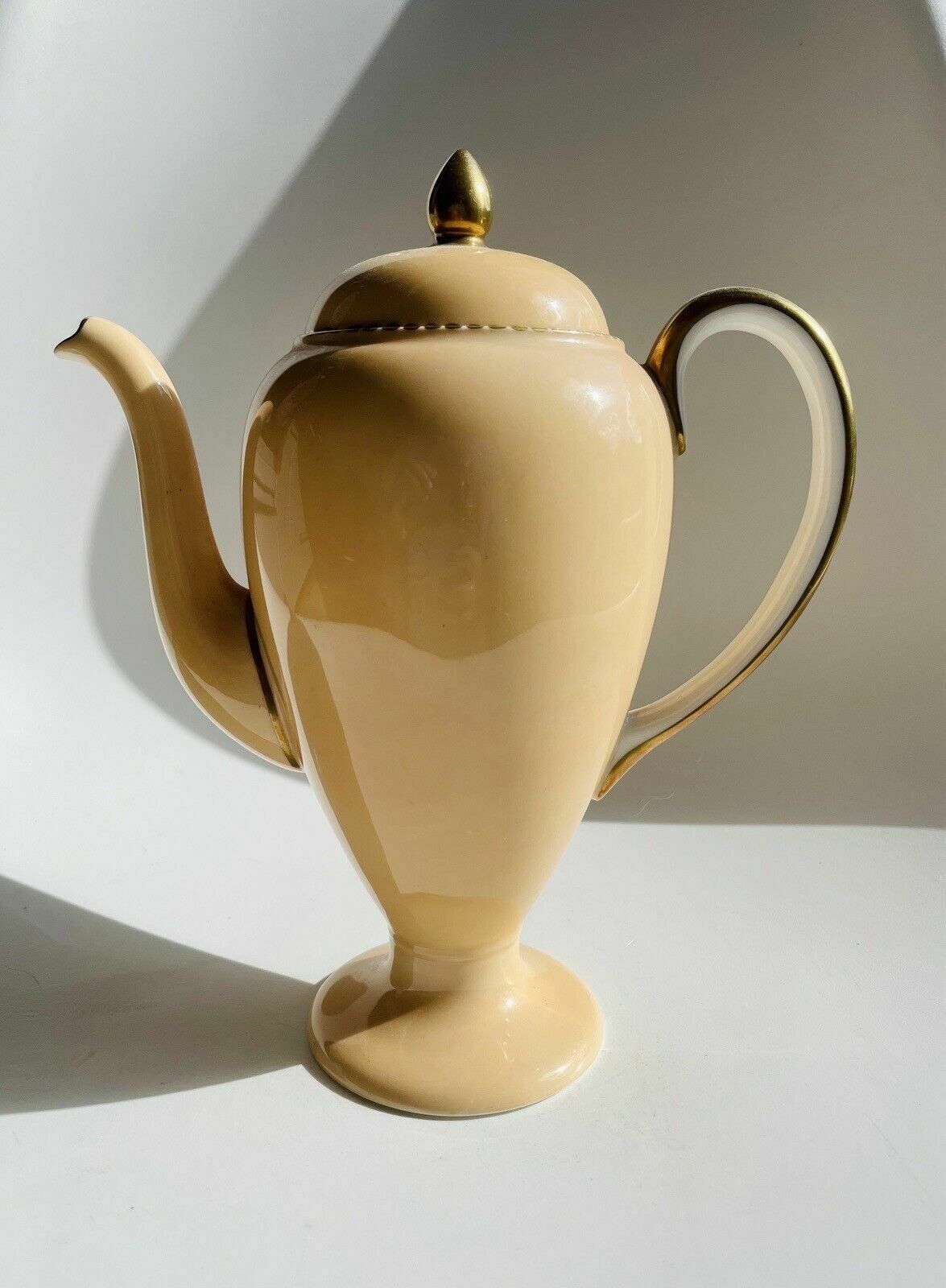 Elegant Wedgwood Coffee Pot In Pattern 5155 1920's Rare photo Home Decor