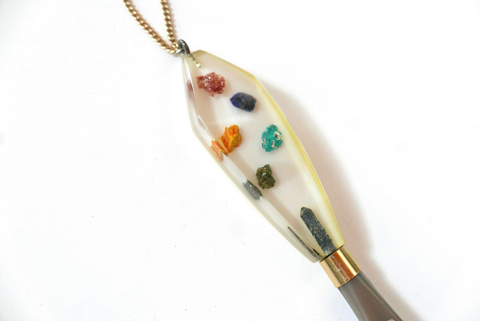 Bakelite And Resin Shoehorn, Mineral Inclusions, Saint Claude Guadeloupe, 1970s / Boho Chic, Bohemian, Folk photo furniture