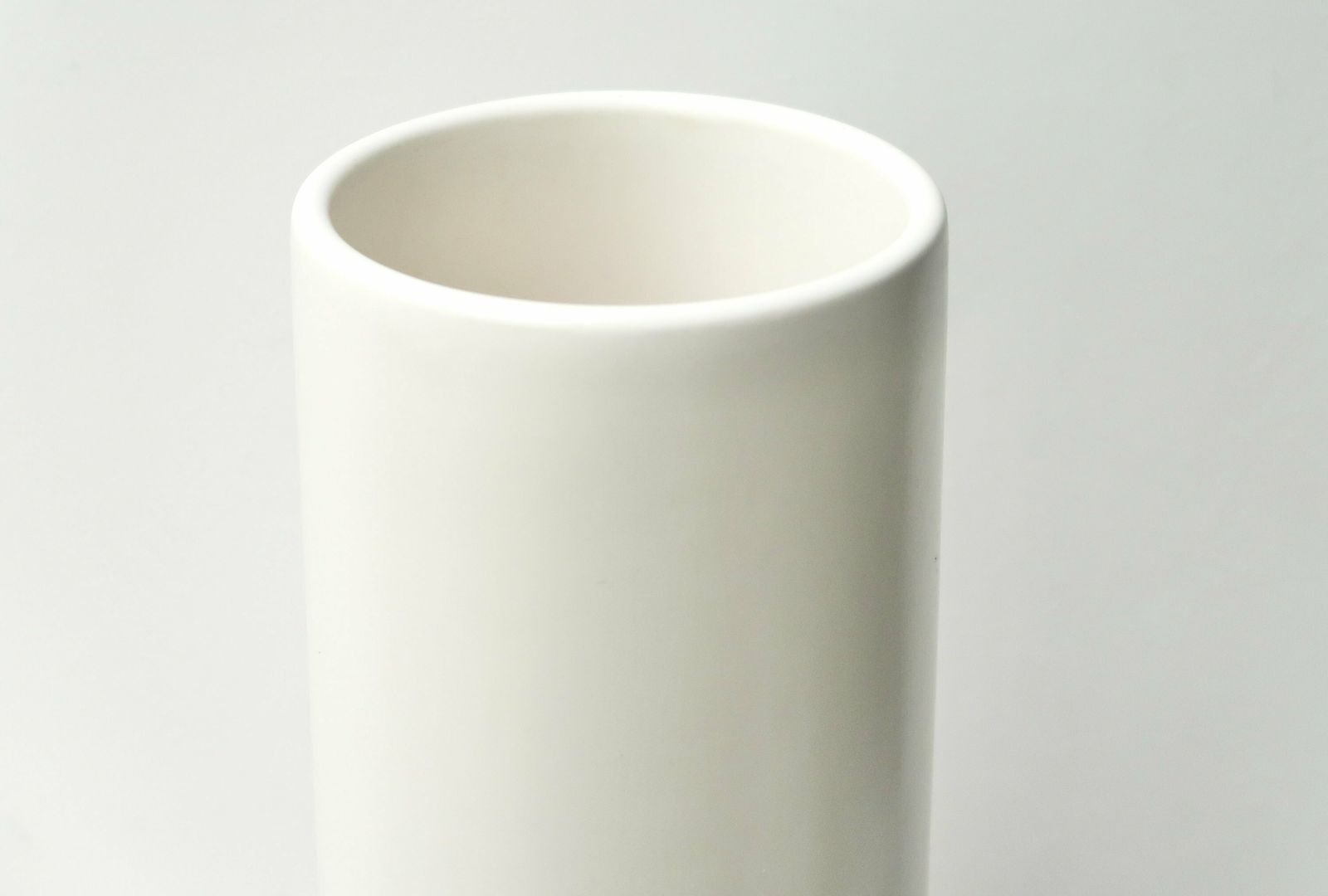 Italian Ceramic Cylinder Vase By Pino Spagnolo, Sicart Italy, 1970s / Tube, Minimalist, Modernist, White, Georges Jouve Style photo for sale
