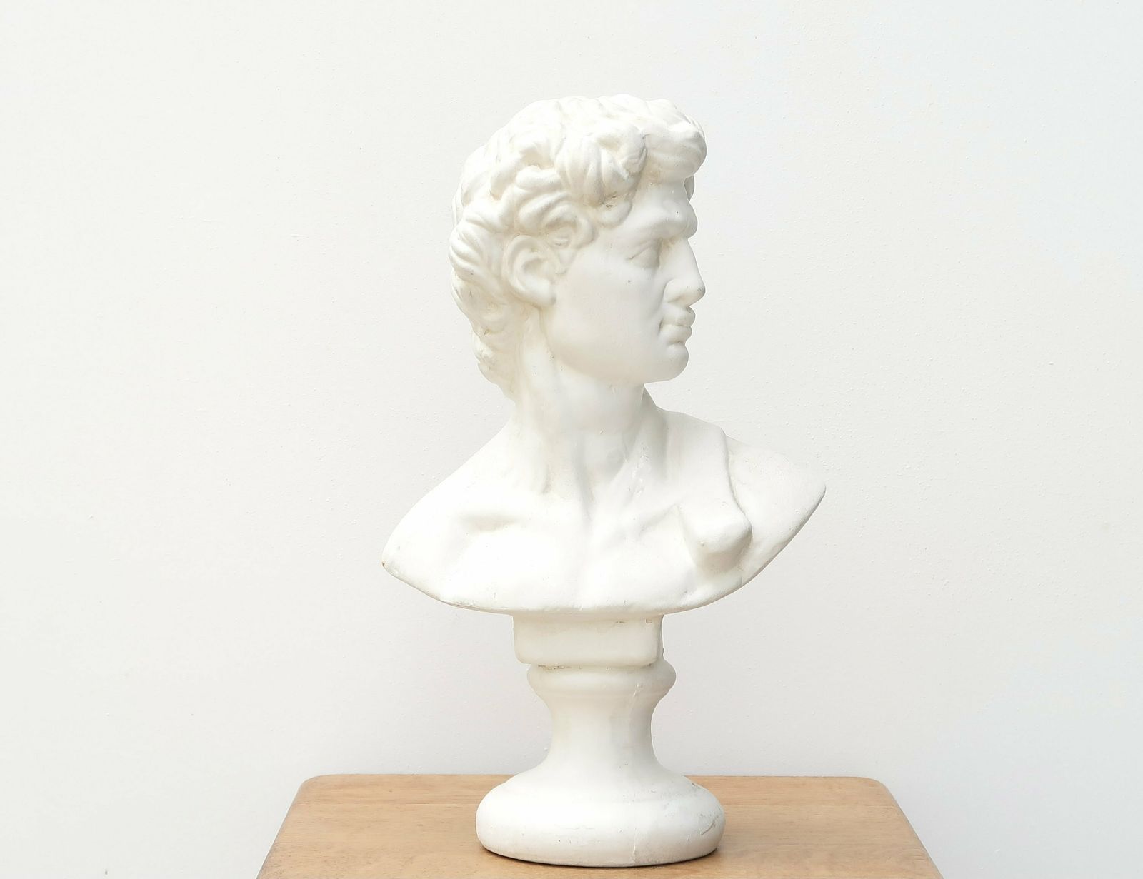 Buste en plâtre : David, inspiré de Michel-Ange, années 1980 / homme, art, antique, Italie photo furniture