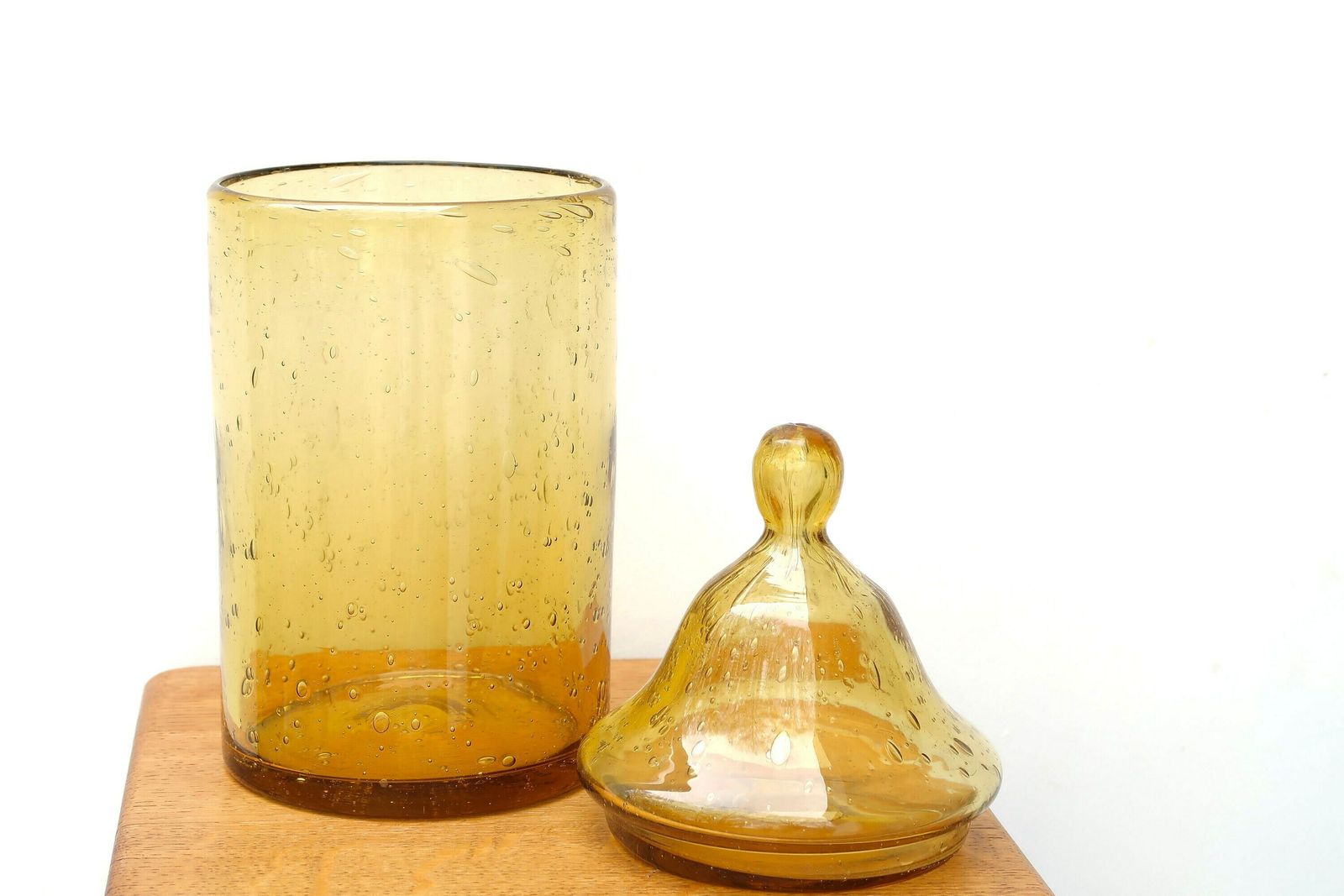 Grand bocal en verre ambré de Biot, France, années 1970, Candy Box, Costa Riviera photo vinterior