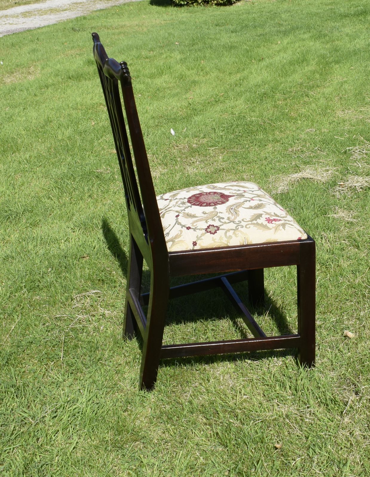 photo furniture Georgian Period Chippendale Chair