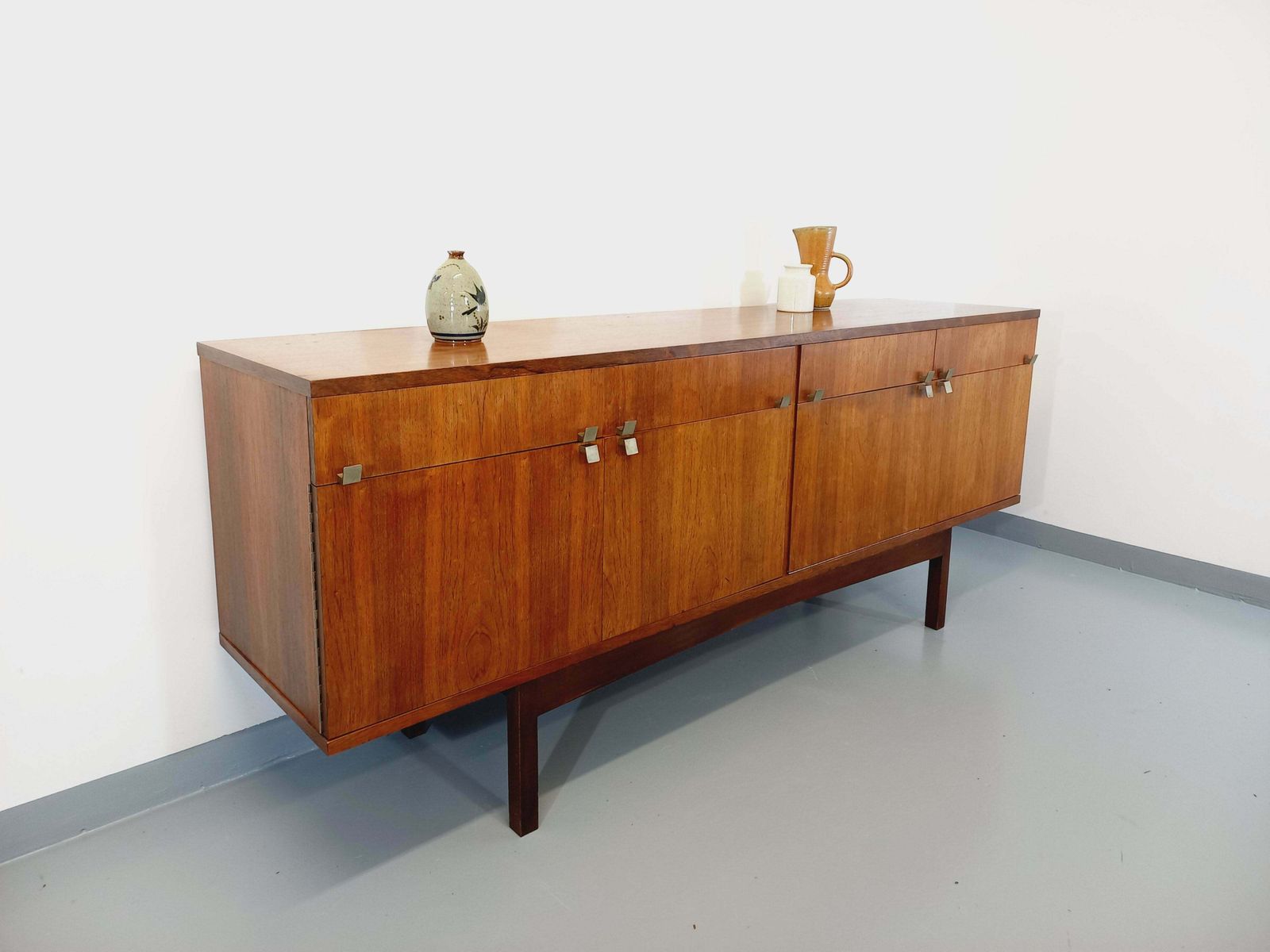Enfilade scandinave en palissandre photo for sale