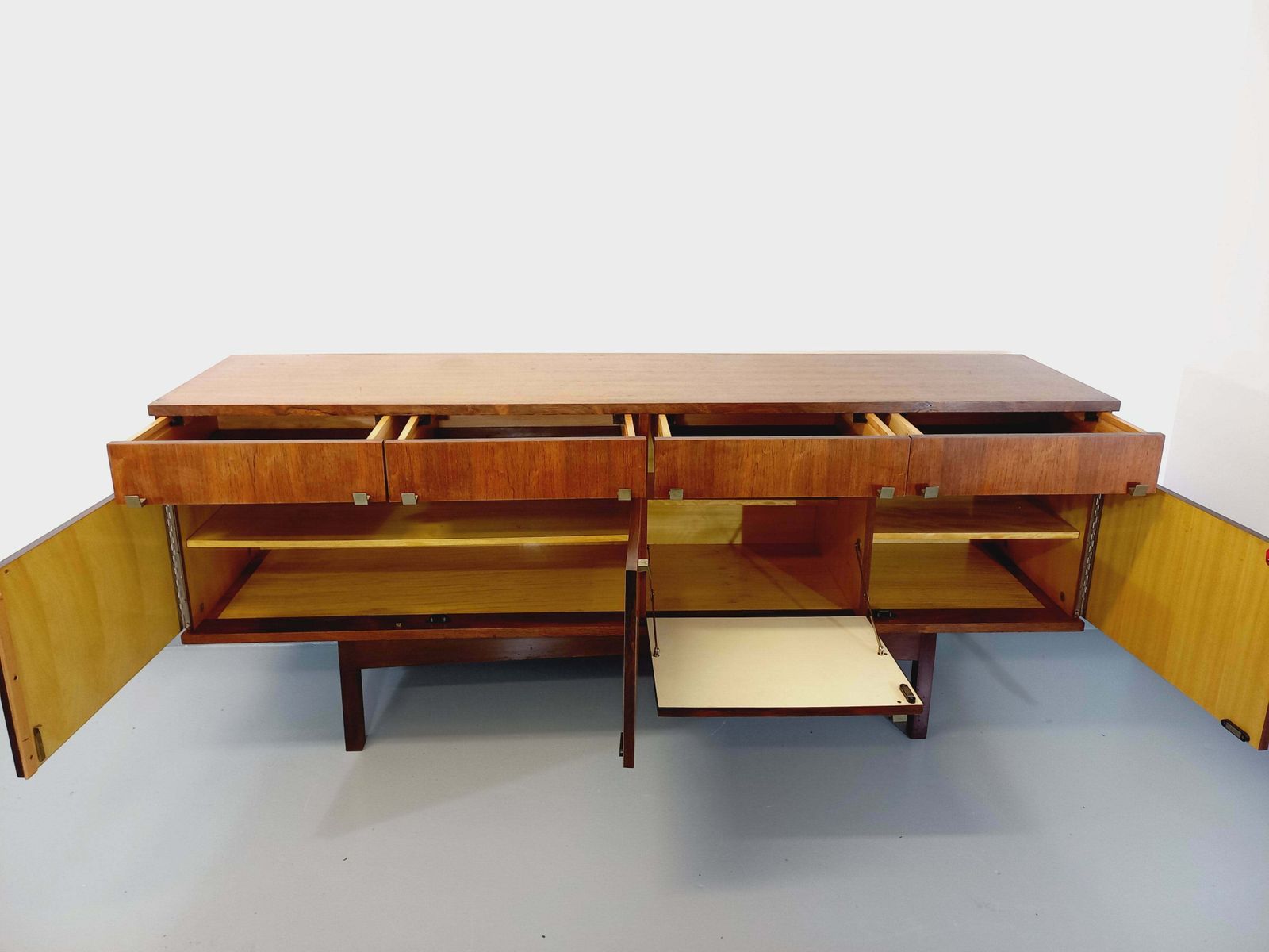 photo for sale Enfilade scandinave en palissandre