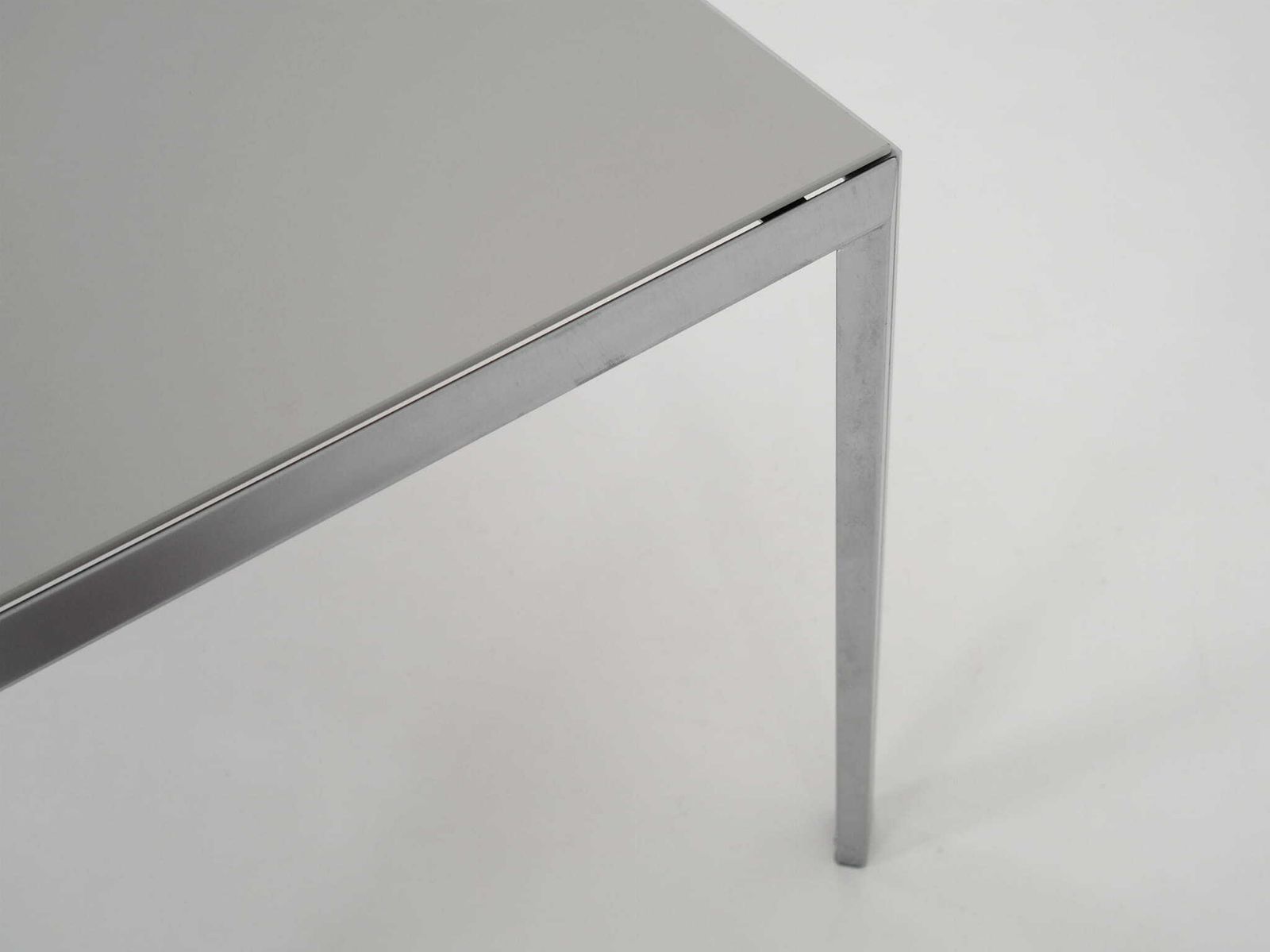 2139.0 Aluminium Bureau, Scandinavisch Design, Jaren 1980, Fabrikant: Montana Furniture photo