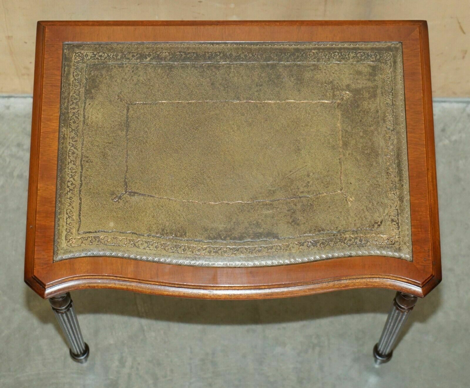 photo furniture Vintage Serpentine Fronted Green Leather & Mahogany Nest Of Three Tables