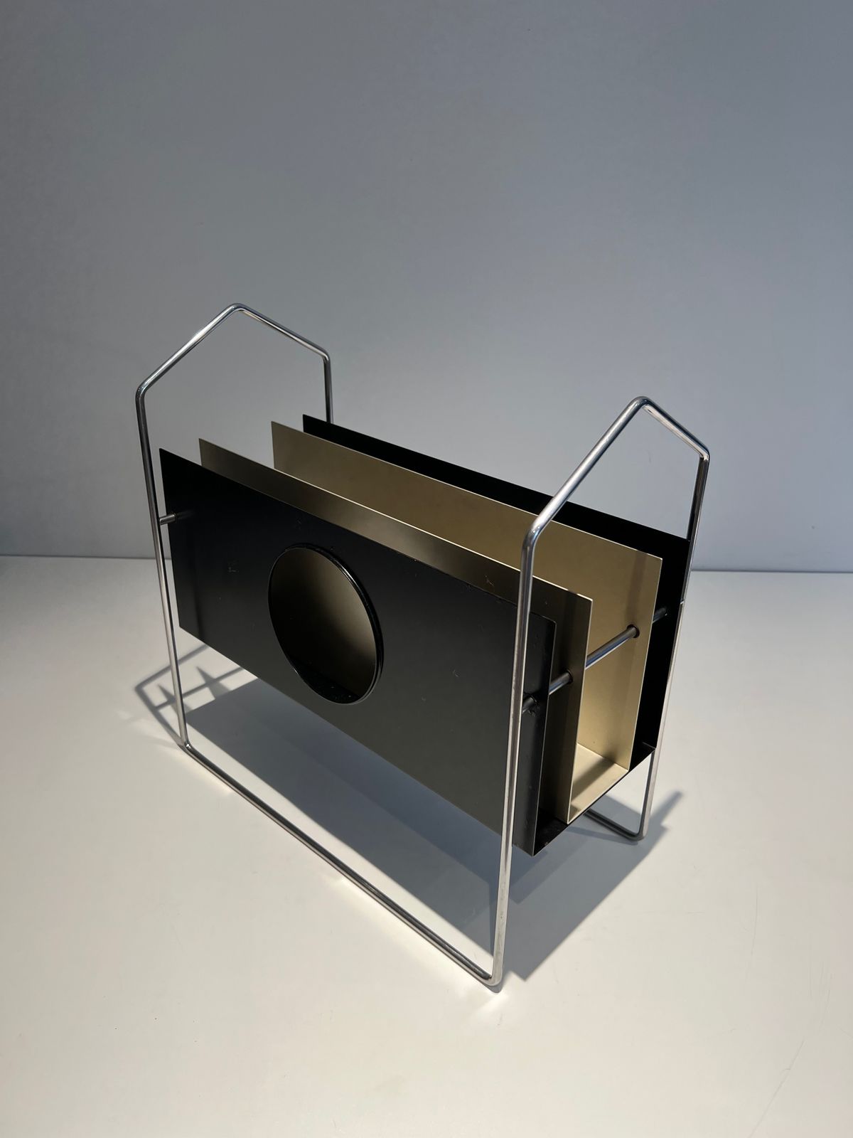 Chrome Design Magazine Rack In Black And White Lacquered Metal photo for sale