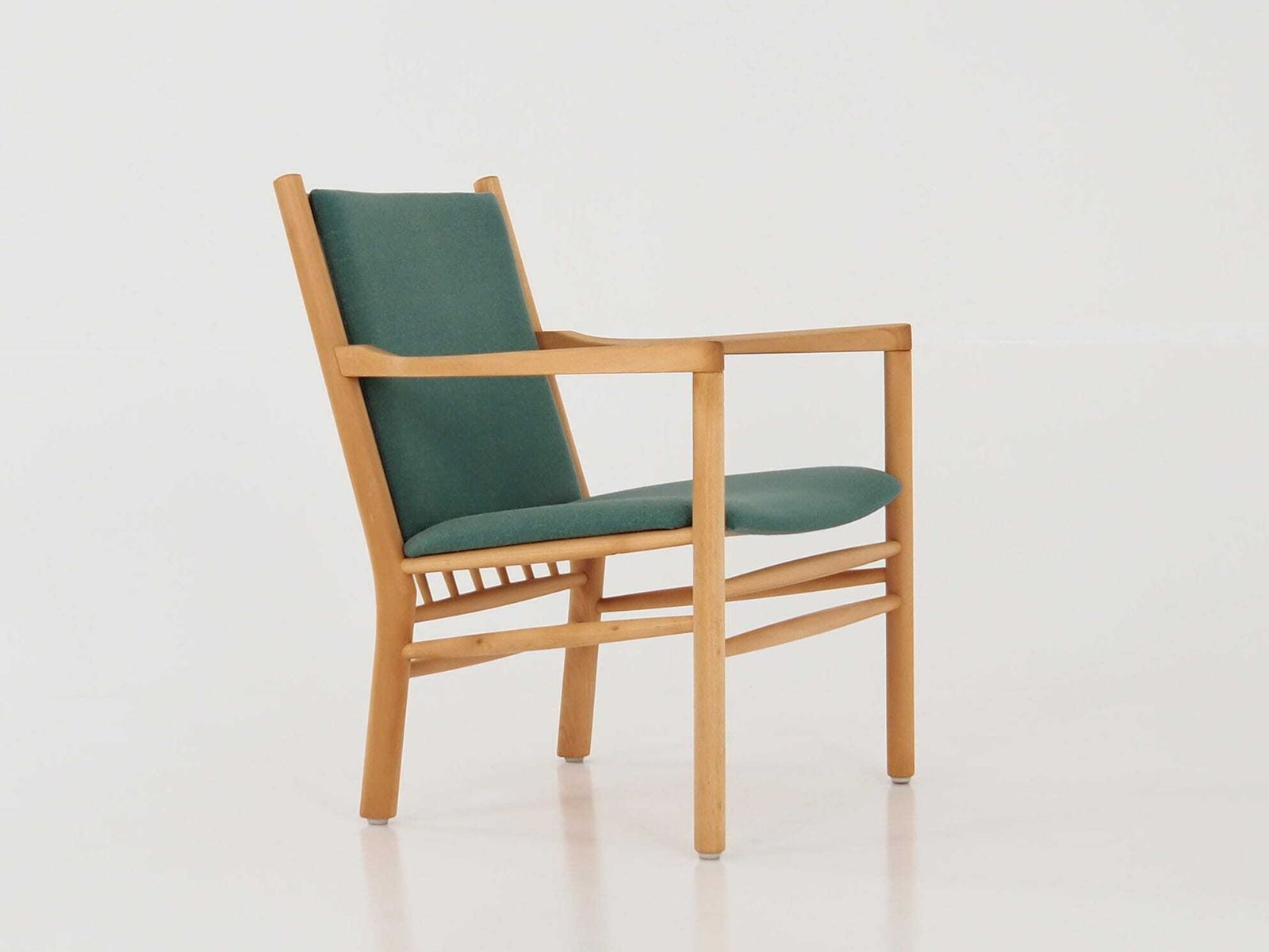 Beech Armchair, Danish Design, 1970s, Designer: Erik Ole Jørgensen, Manufacture: Tarm Stole & Møbelfabrik photo vintage