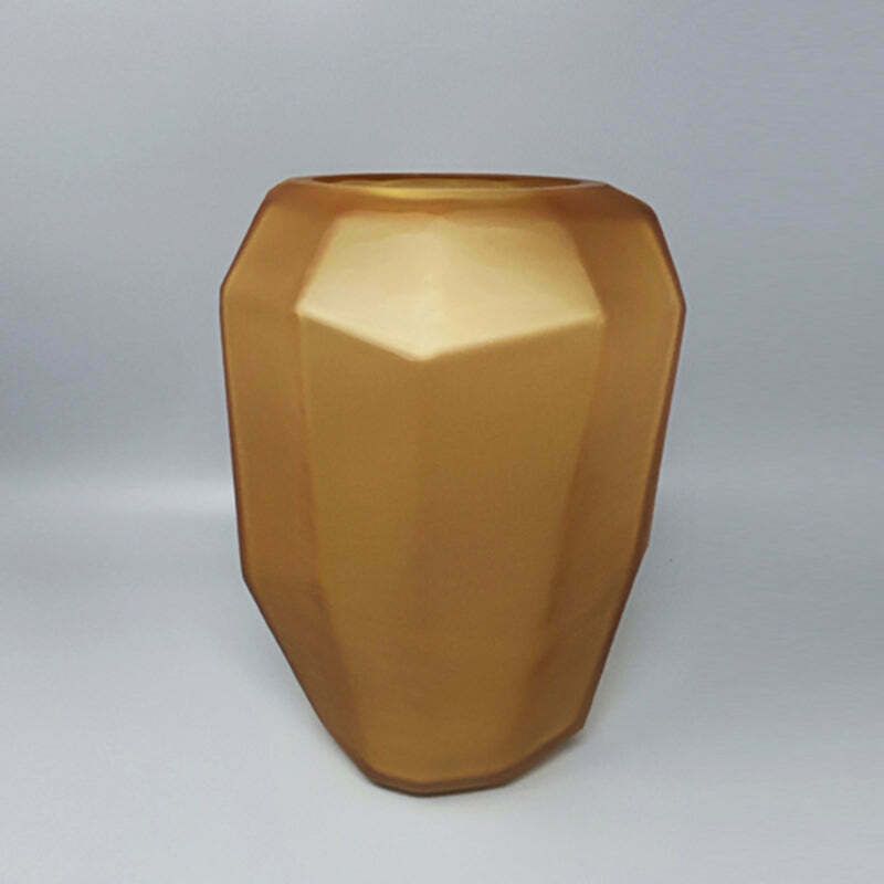 1970s Gorgeous Polyedric Vase By Dogi In Murano Glass. Made In Italy photo furniture