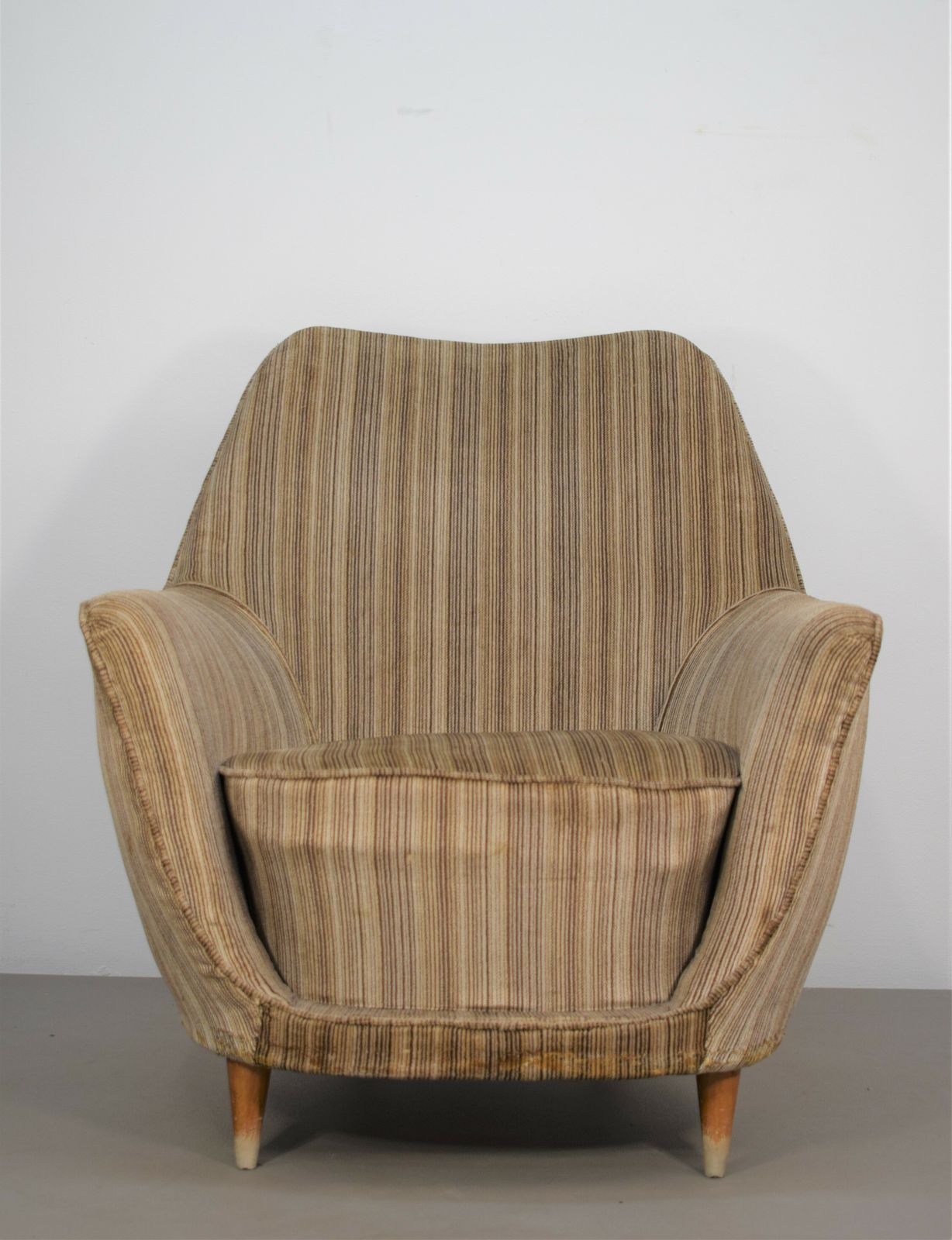 Italian Armchair, 1950s photo vinterior