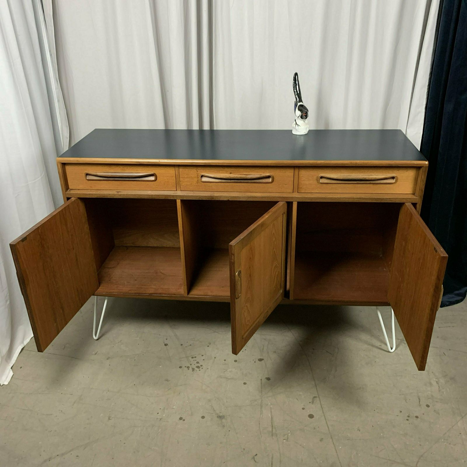 G Plan Fresco Sideboard With Painted Teal Top & Brand New Hairpin Legs photo 355.0