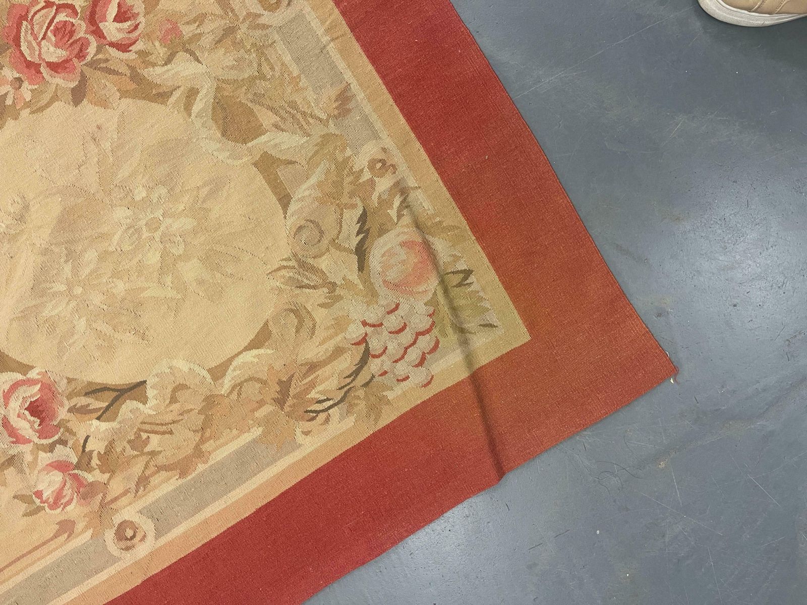 Handmade Aubusson Rug 1980 French  Carpet Vintage Pink And Beige Wool Rugs photo for sale