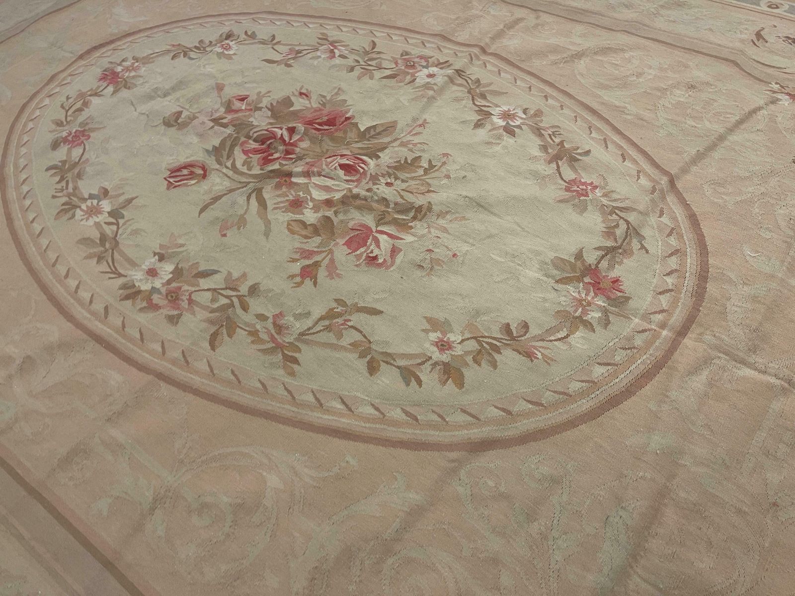 Handmade Aubusson Rug 1980 French  Carpet Vintage Pink And Beige Wool Rugs photo 4300.0