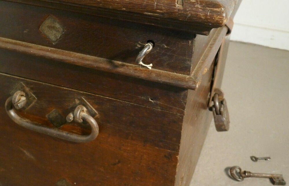 17th Century French Coffer, Oak Silver Treasure Chest, Strong Box photo 4320.0