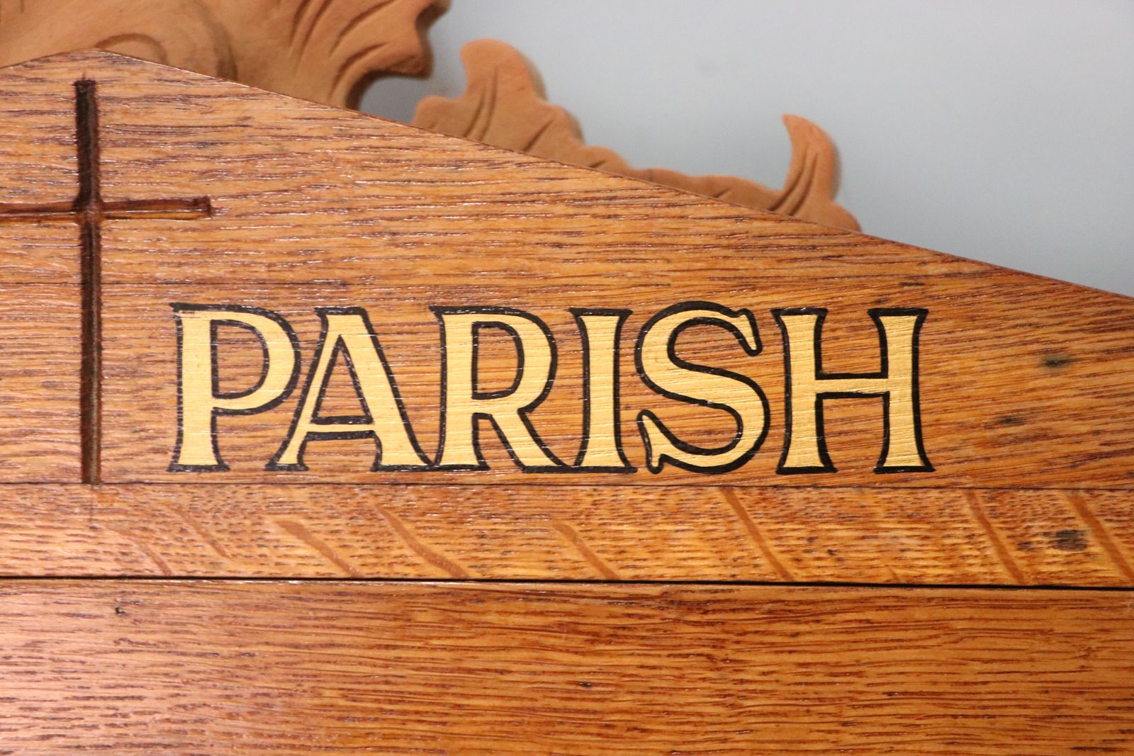 photo vintage An Unusual Late Victorian Oak Church Notice Board Sign Written Vicar Of Dibley