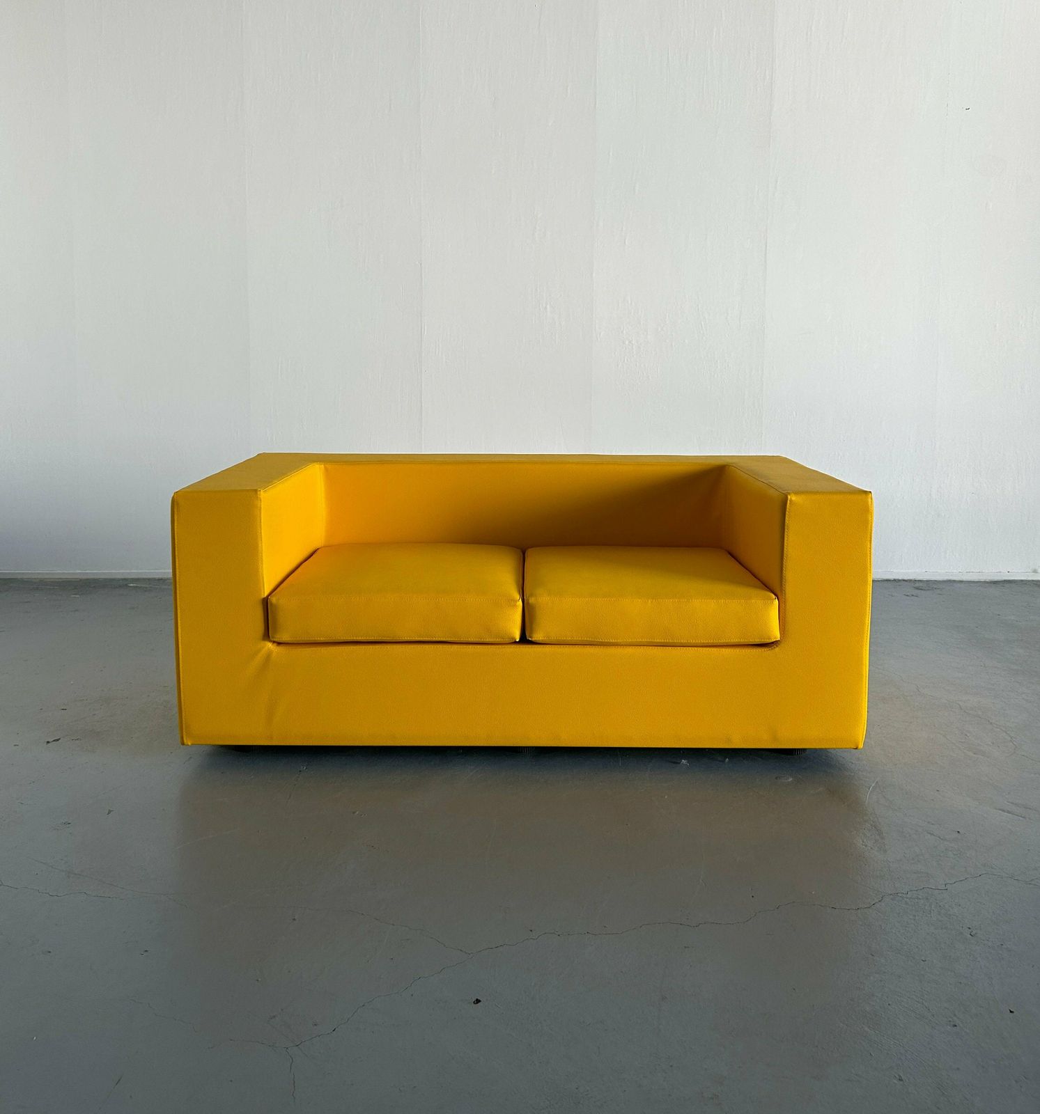 1960s Yellow "Throw Away" Sofa By Willie Landels For Zanotta In Reupholstered Faux Leather, Space Age, 1965 photo for sale