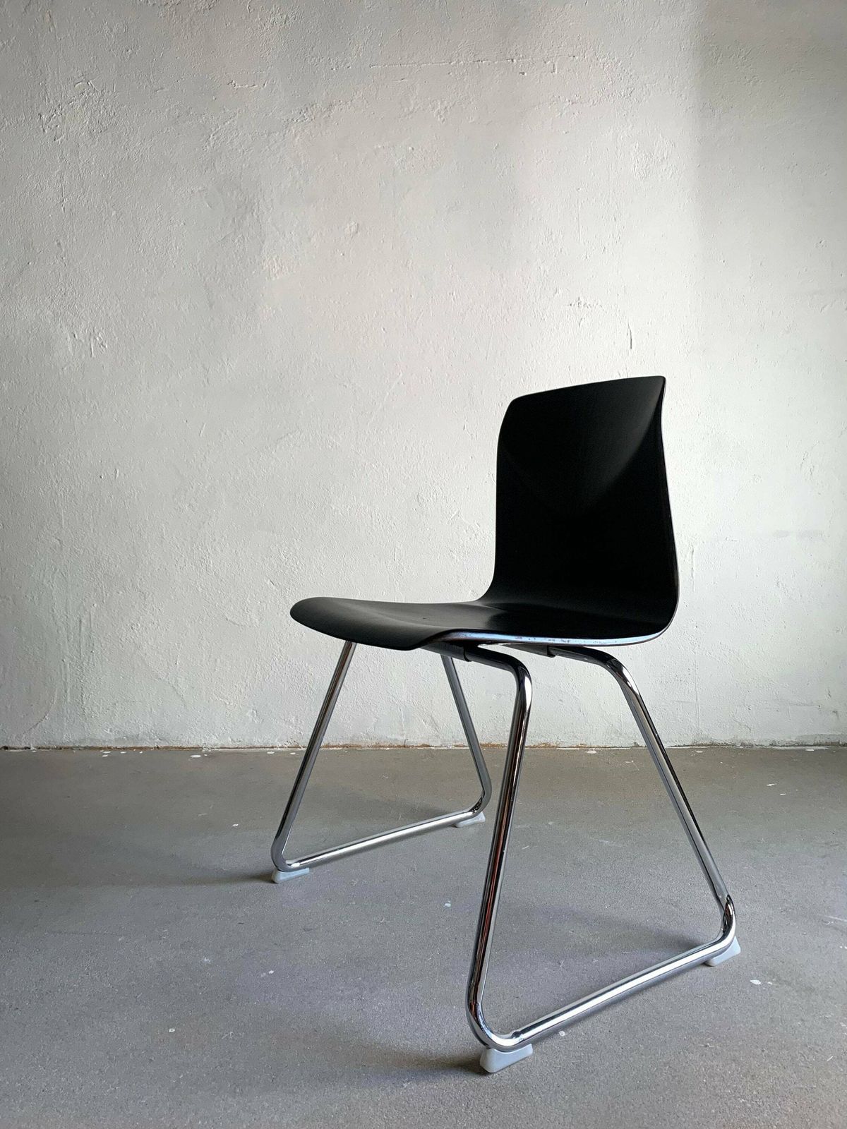 Metal Stackable Chairs/Tubular Dining Chair/Pagholtz/West Germany/1960s/Vintage photo vinterior