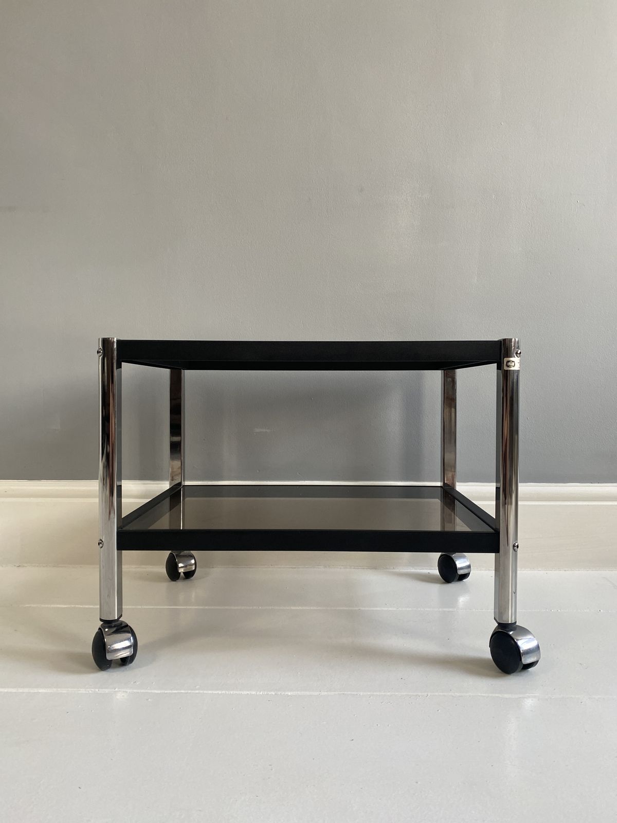 1970's Erard Aluminium & Smoked Glass Occasional / Drinks Roulette Table photo vinterior
