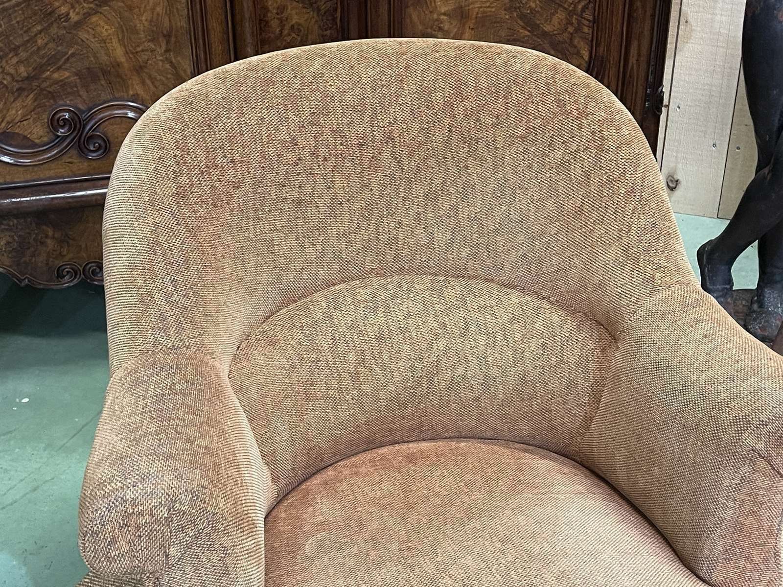 Toad Armchair From The 1950s photo 480.0