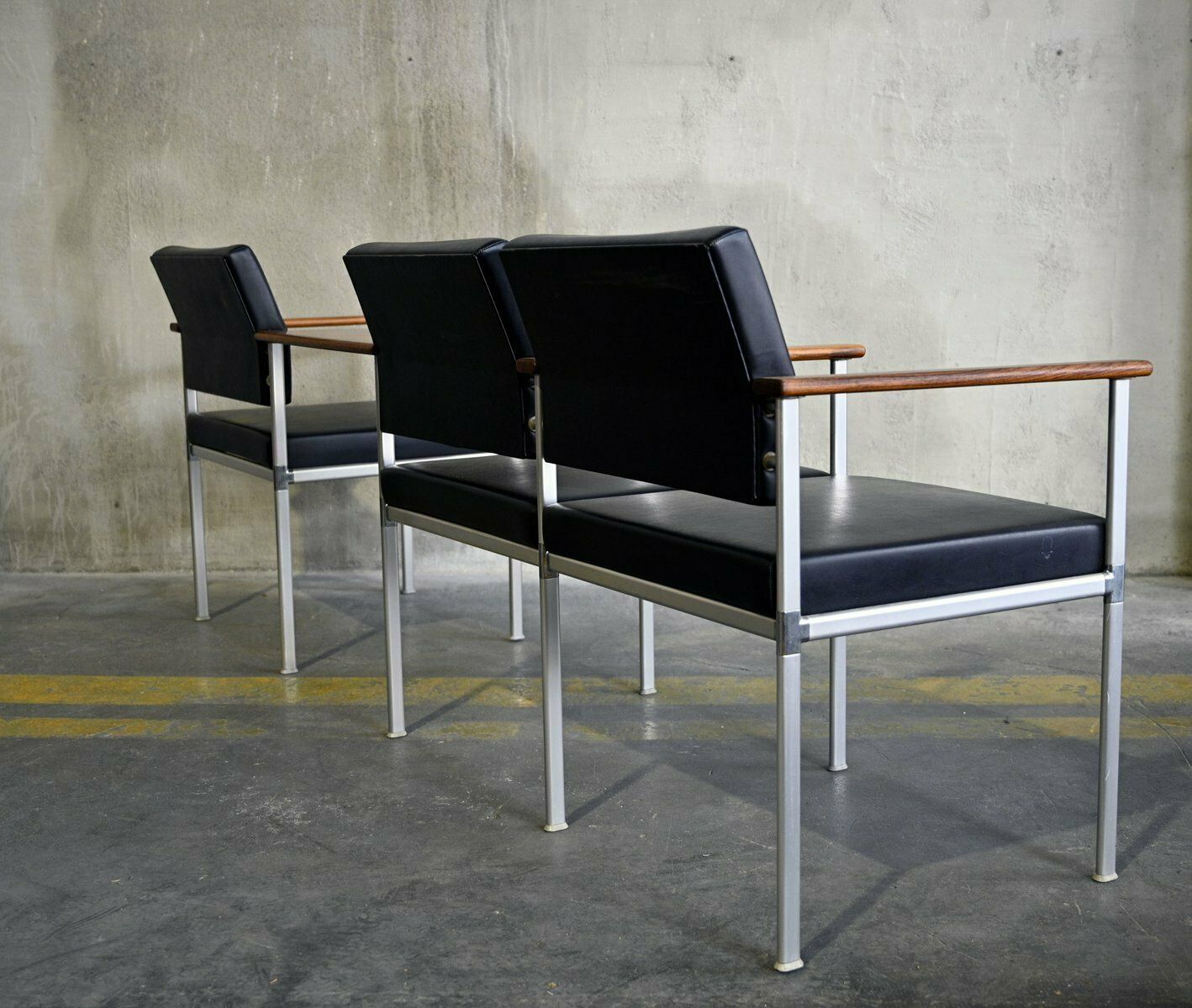 Mid Century Bench In Rosewood And Metal From Lübke photo Furniture