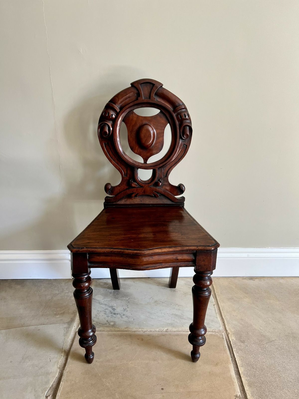 photo furniture Quality Pair Of Antique Quality Carved Mahogany Hall Chairs
