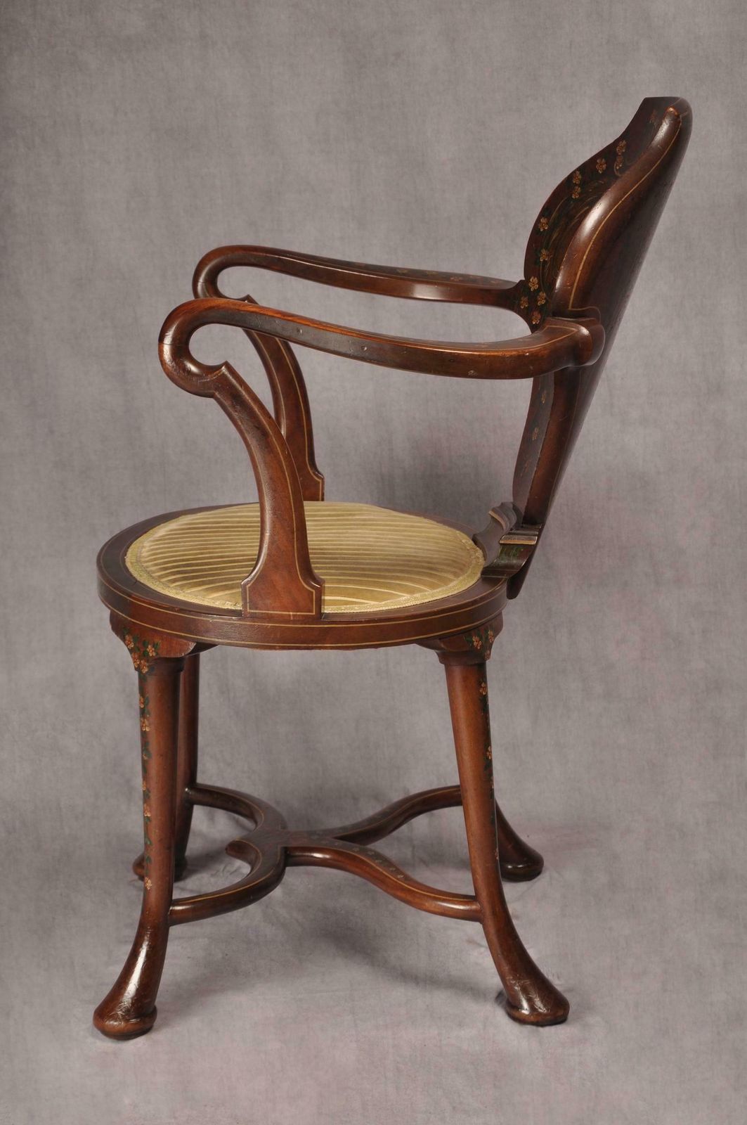 Fine Painted Mahogany Edwardian Armchair photo vinterior
