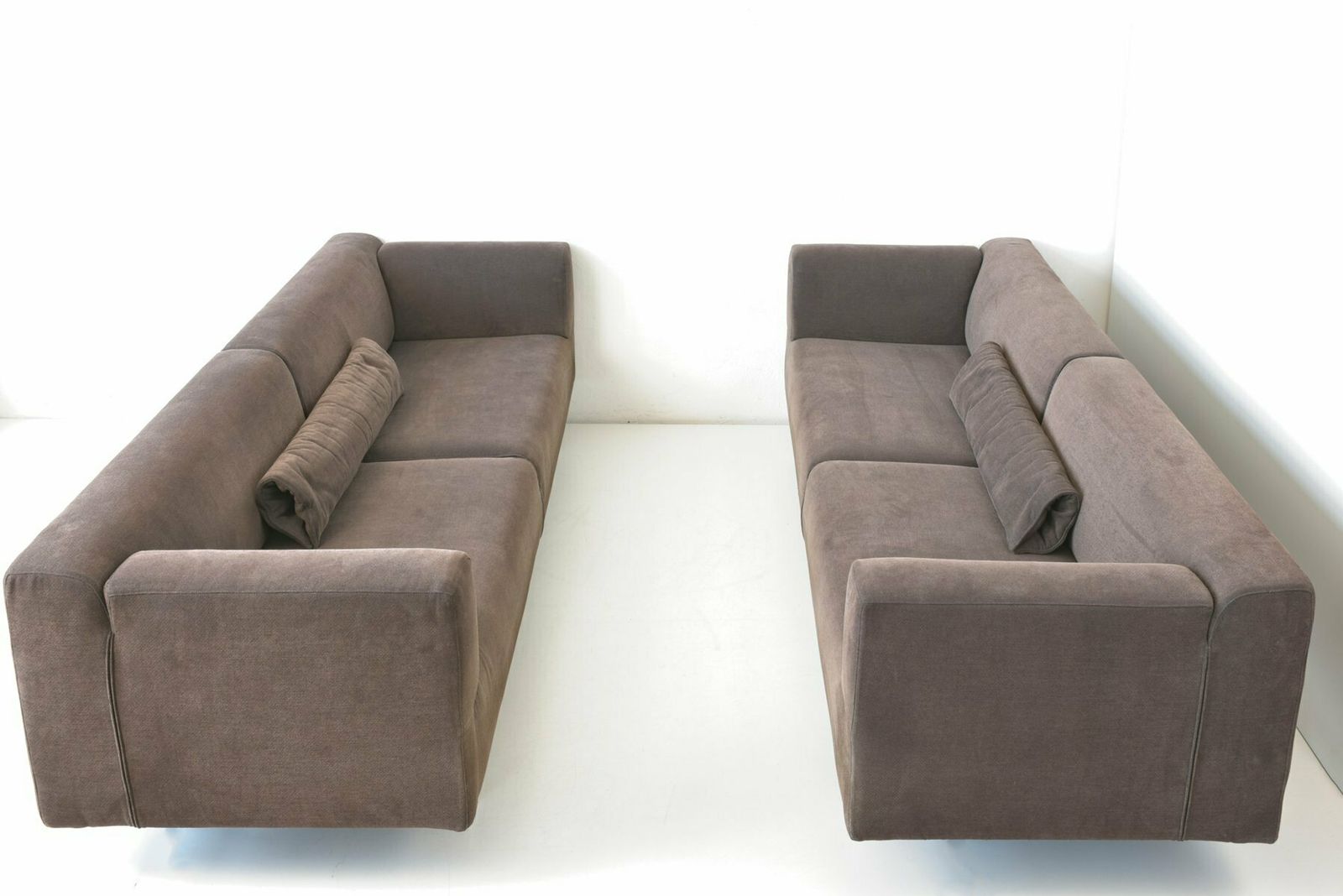 Met 250 4 Seater Sofas By Piero Lissoni For Cassina, Italy, 2005, Set Of 2