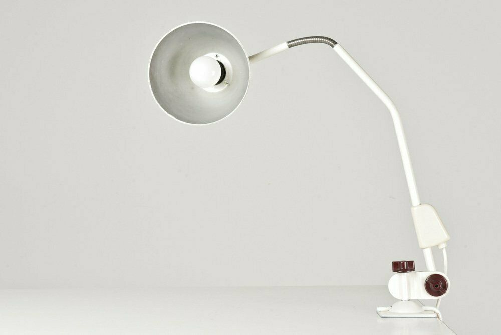 Articulated Light Jp20 In White From Veb Zweckleuchtenbau Dresden, Germany, 1970s photo vinterior