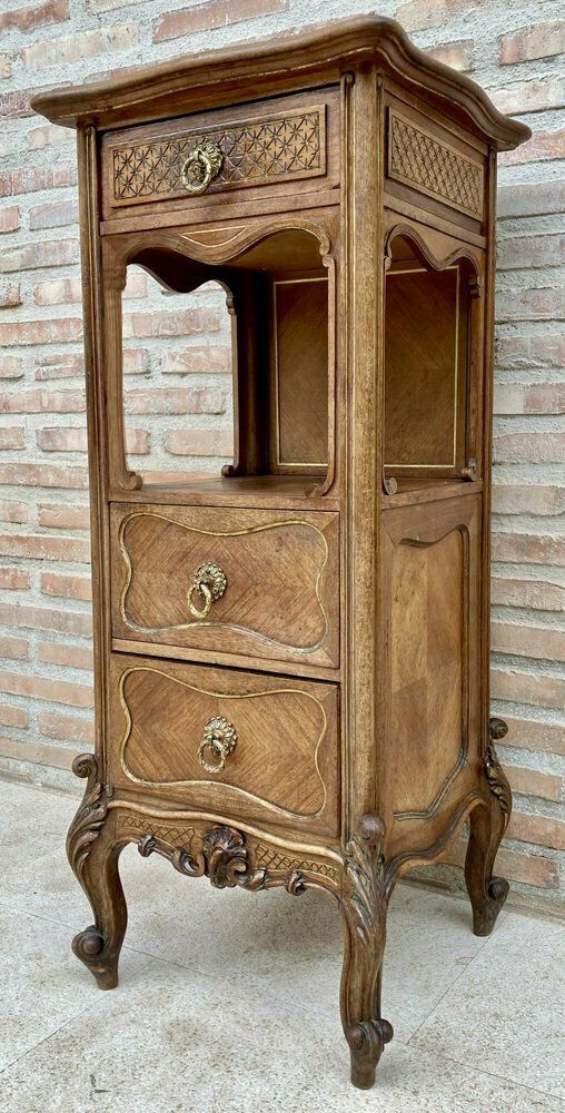 Vintage Louis XVI Stijl Spaanse Nachtkastjes In Hout En Rood Marmer, Ca. Jaren 1920, Set Van 2 photo for sale