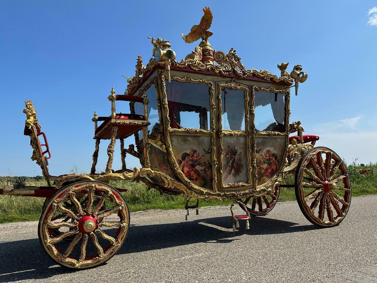 One Of A Kind, Royal Carriage, Very Rare Opportunity photo for sale