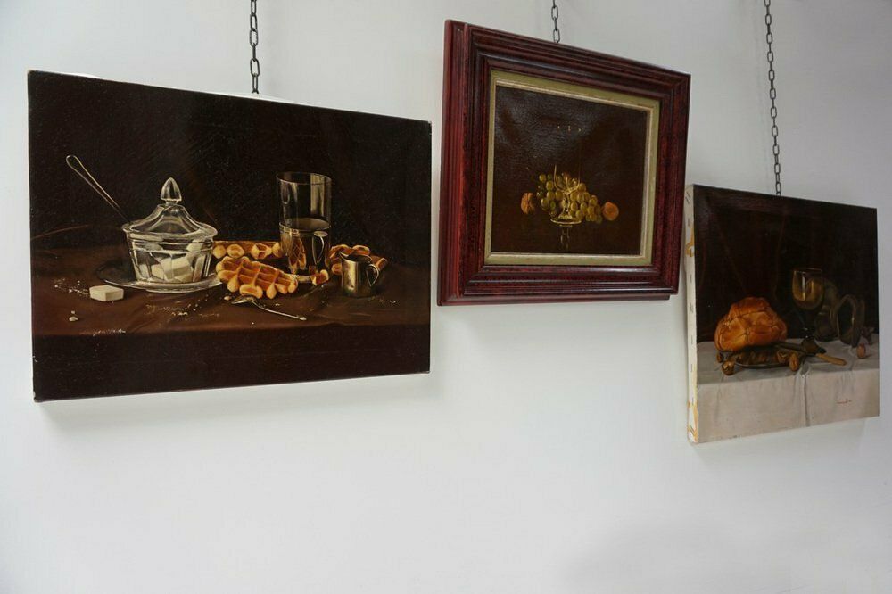 Belgian Artist, Still Life, 1983, Oil On Canvas Paintings, Set Of 3 photo furniture