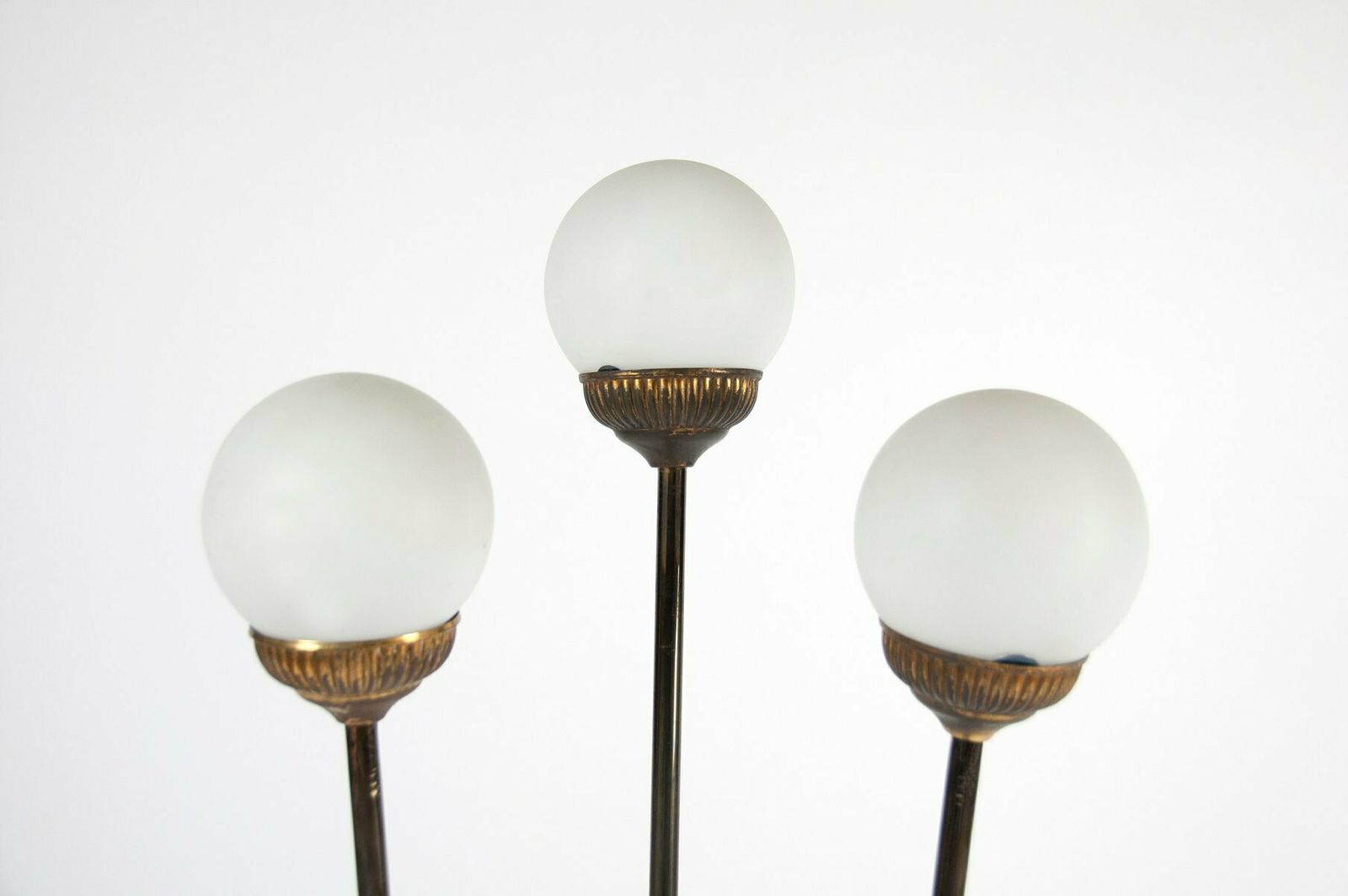 Mid Century Italian Globe Floor Lamp From Stilnovo, 1950s photo Lighting