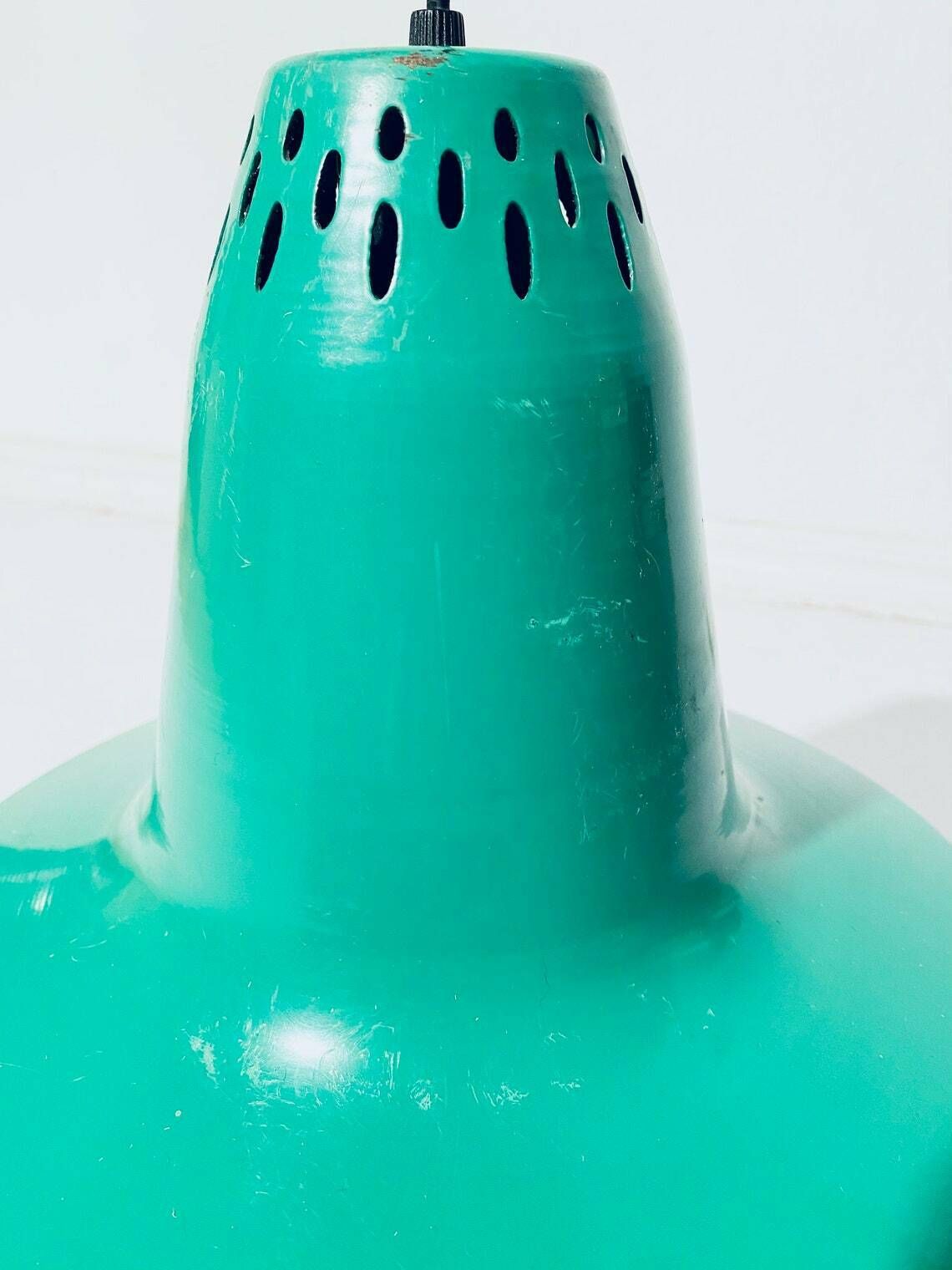 photo furniture Emarald Green Enamel Industrial Hanging Lamp  Vintage Decor