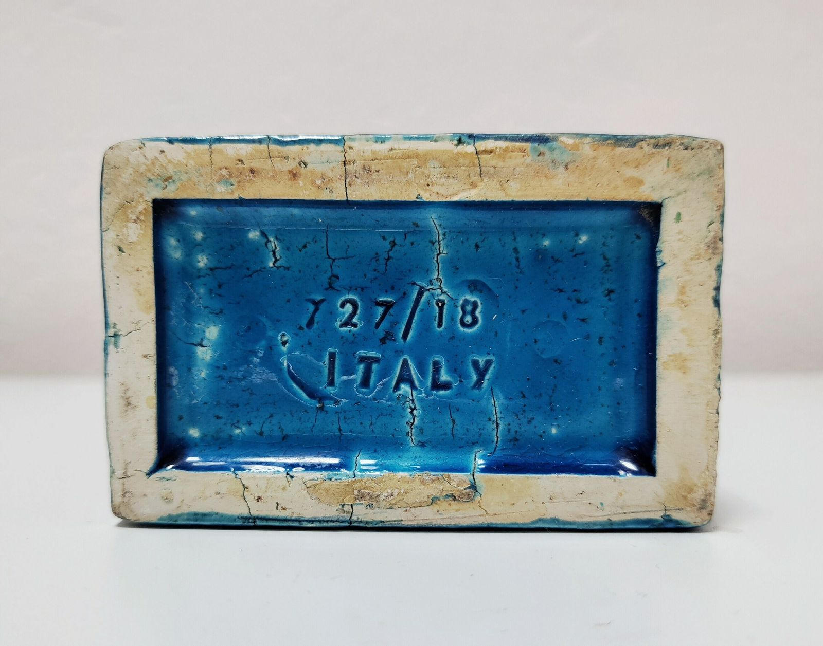 Mid Century Modern Rectangular Glazed Cerulean Blue Vase Designed By Aldo Londi For Bittossi Ceramics // Made In Italy In 1960s photo for sale