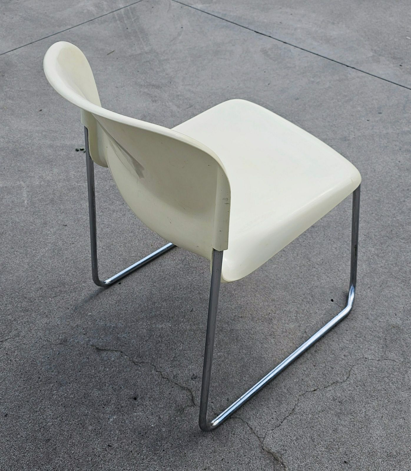 1 Of 30 Space Age Stackable Swing Chairs Model Sm400 K Designed By Gerd Lange // Made In West Germany In 1977 photo vinterior