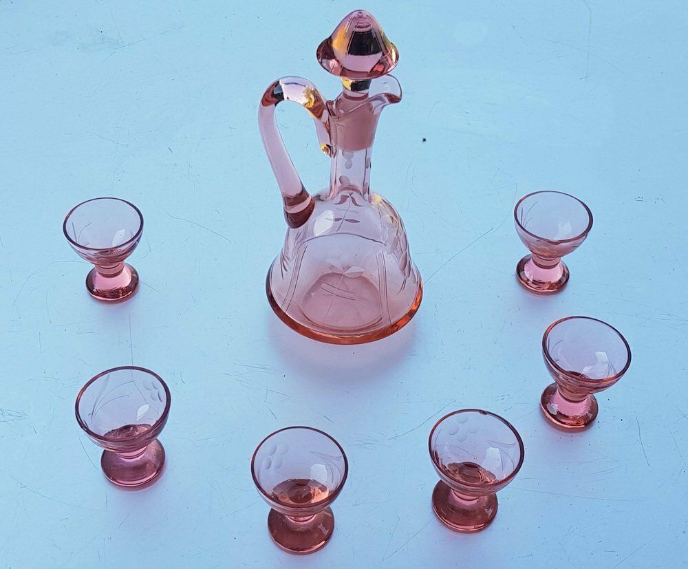 Art Nouveau Pink Crystal Glass Decanter With 6 Glasses, 1910s, 7th Century. Set