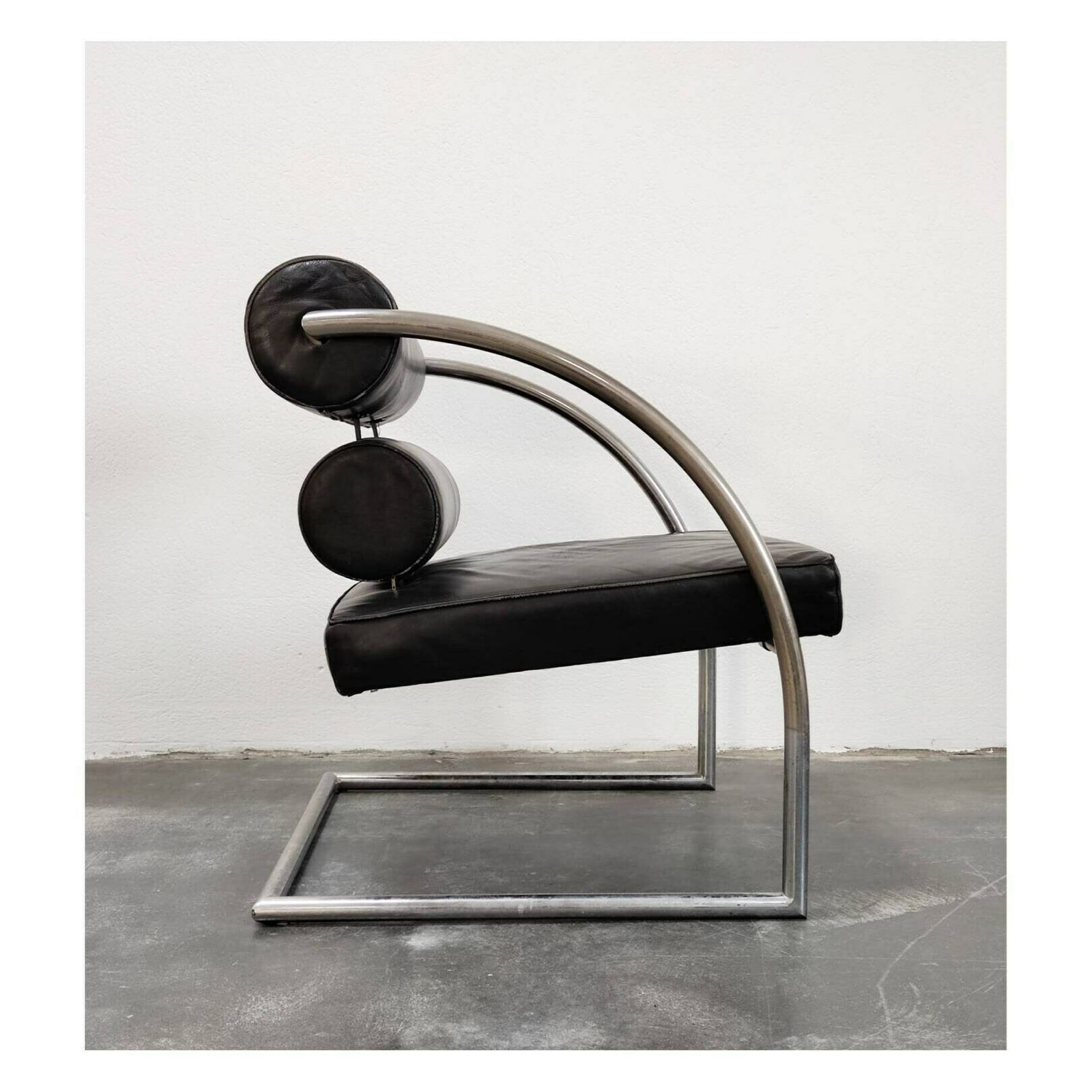 1 Of 2 Bauhaus Black Leather Armchair // Very Rare Tubular Geometric Armchair // Made In Switzerland In 1970s photo for sale
