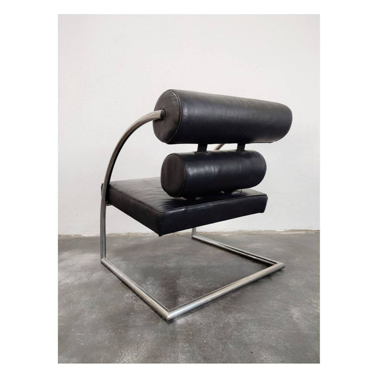 1 Of 2 Bauhaus Black Leather Armchair // Very Rare Tubular Geometric Armchair // Made In Switzerland In 1970s photo vintage