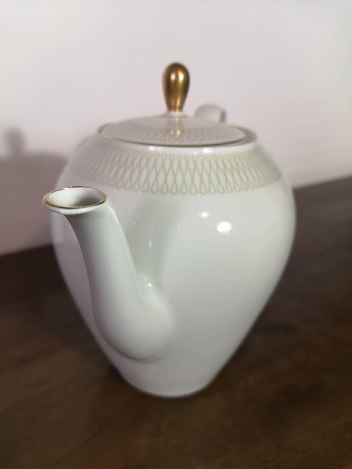 Vintage Seltmann Weiden Teapot // Fine China // Vintage German Porcelain photo buy