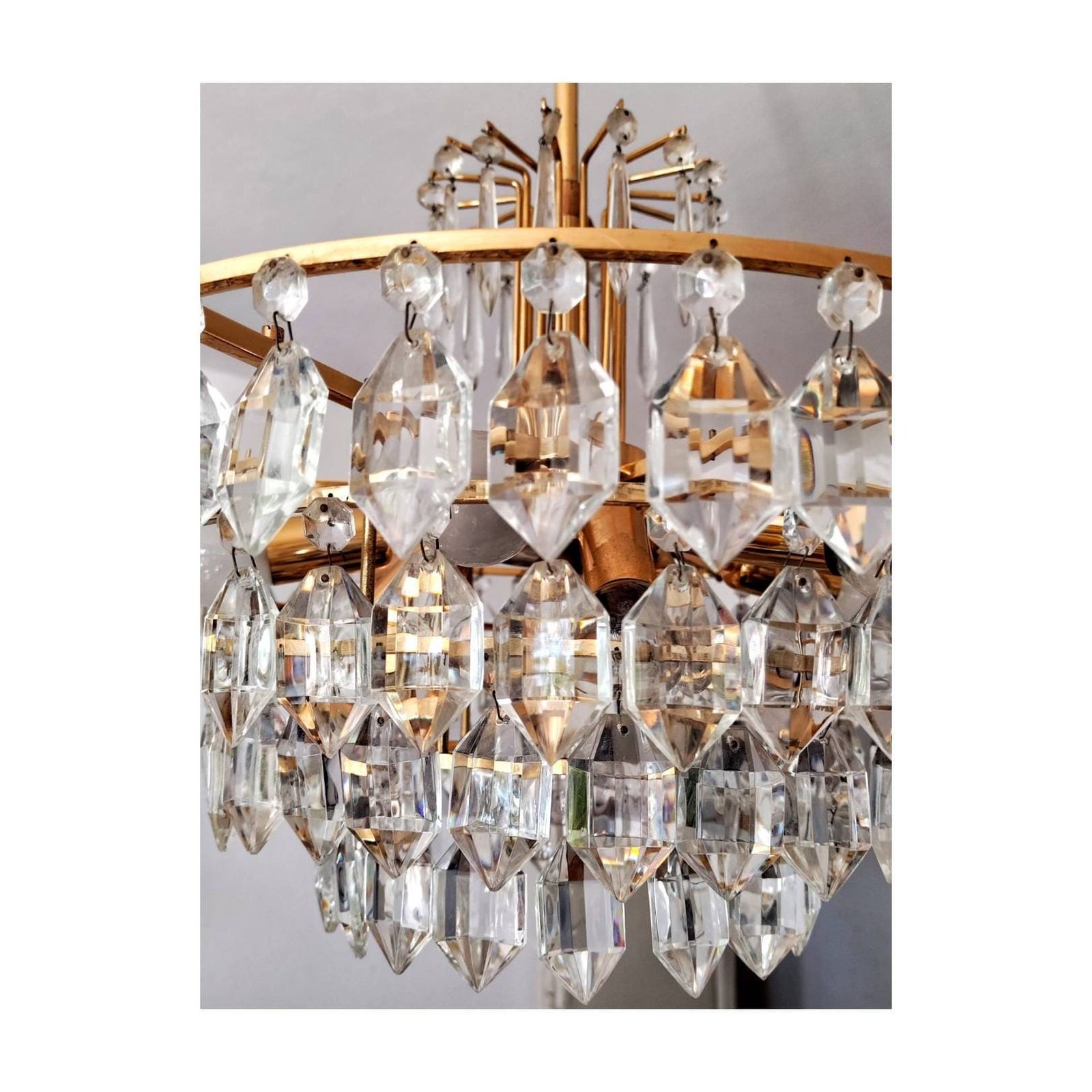 Very Rare Luxurious Mid Century Modern Chandelier By Bakalowits // Gold Plated Brass And Crystal Chandelier // Made In Austria In 1960s