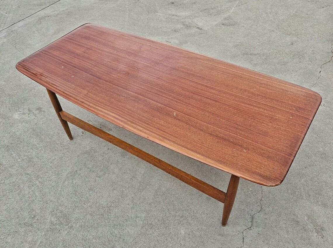 Mid Century Modern Coffee Table In Beech And Mahogany Veneer // Vintage Coffee Table // Made In Germany In 1960s