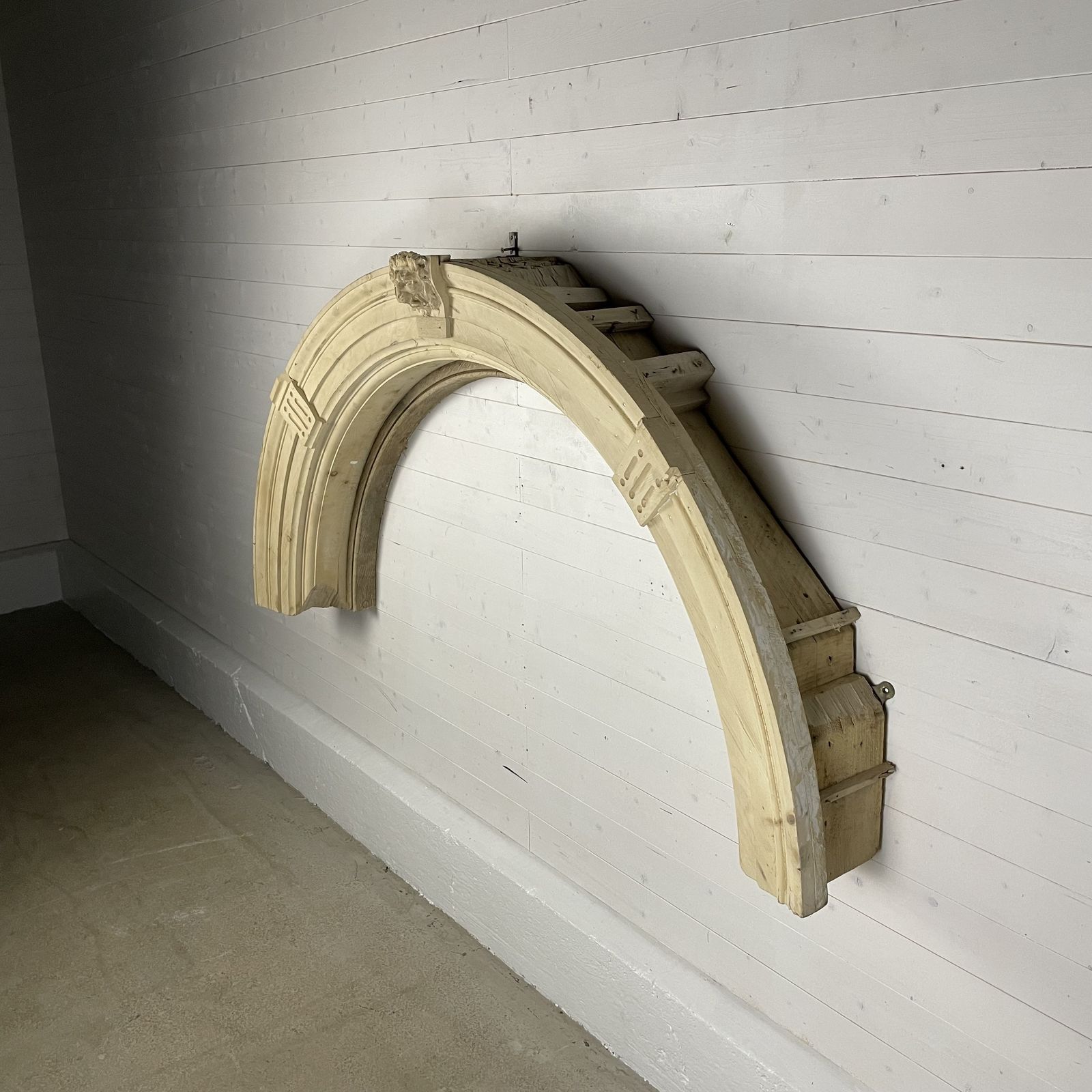 Reclaimed Antique Pine Arch With Carved Lion Head photo Furniture