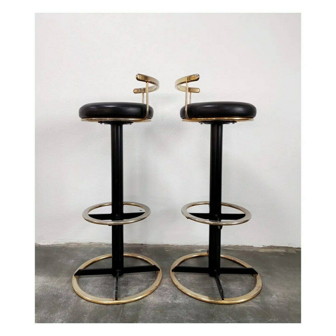 photo furniture Extremely Rare Hollywood Regency Dry Bar Counter With Bar Stools And Mirrored Shelf / Luxurious Vintage Bar Counter / Made In Italy In 1980s